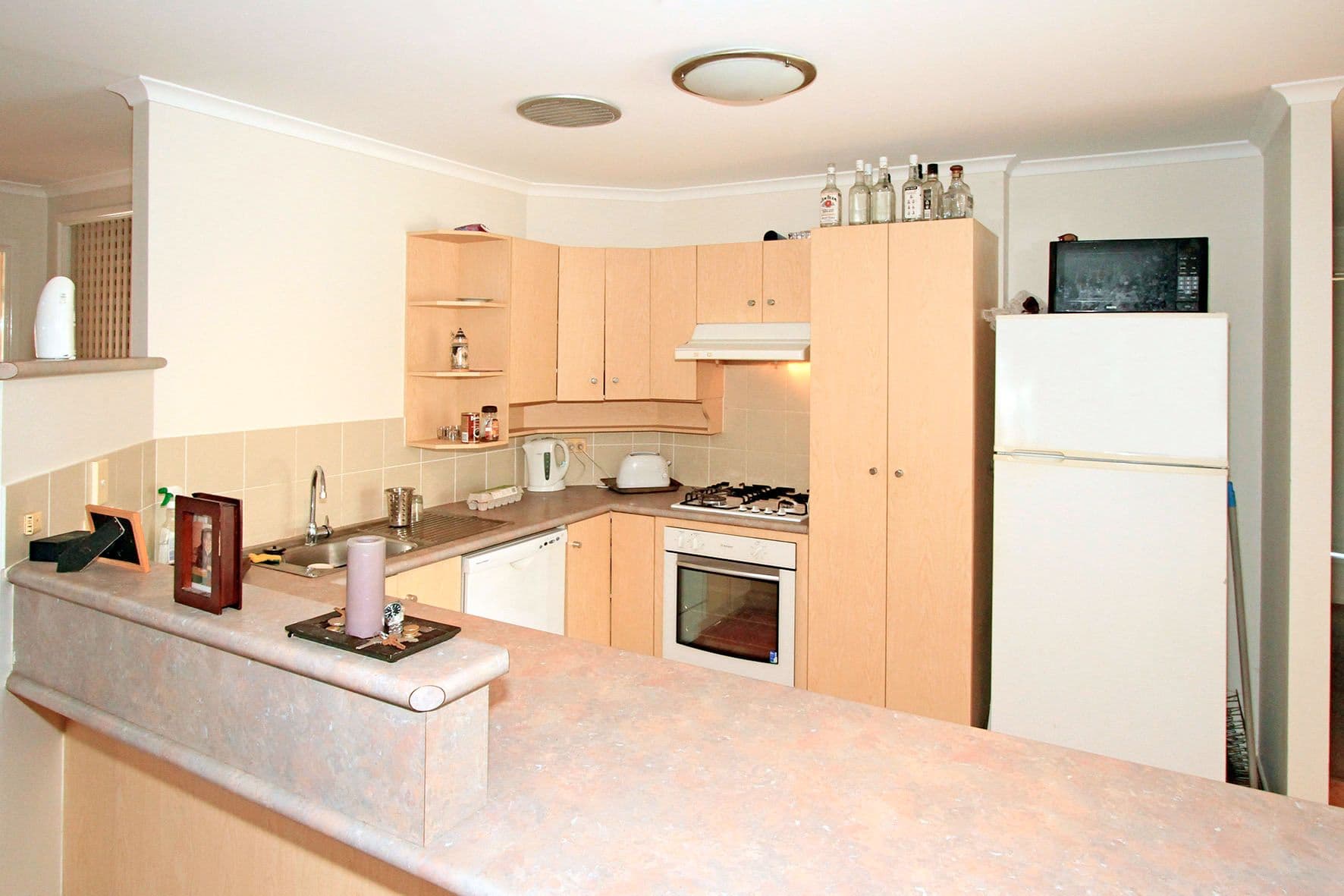 1 Rowe Crescent, TARANGANBA QLD 4703, Taranganba - Thumbnail 2