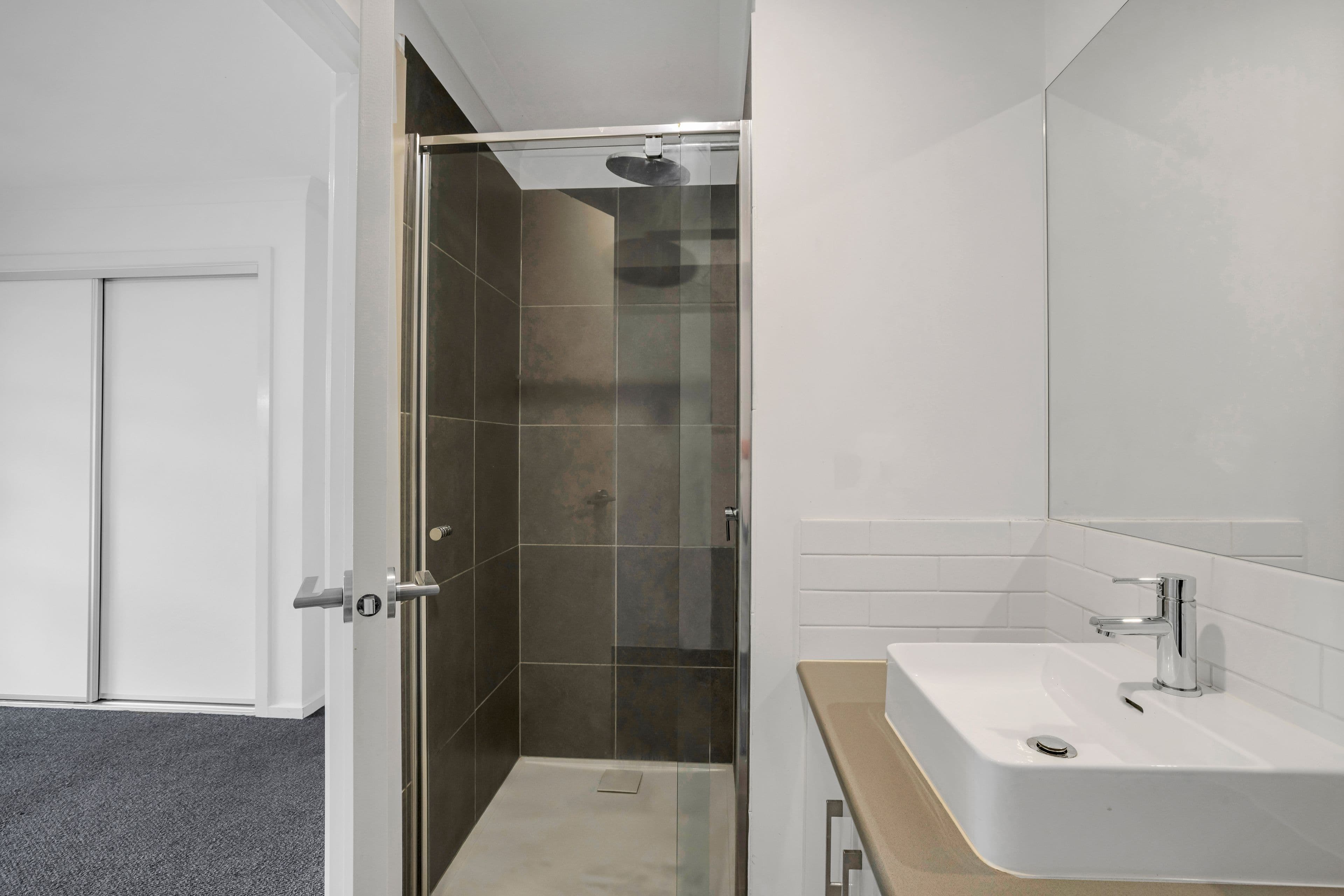 124 Henry Street, Pakenham VIC 3810, Pakenham - Thumbnail 8