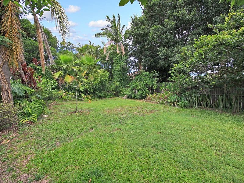 219 Hudson Road, WOOLOOWIN QLD 4030, Wooloowin - Thumbnail 6