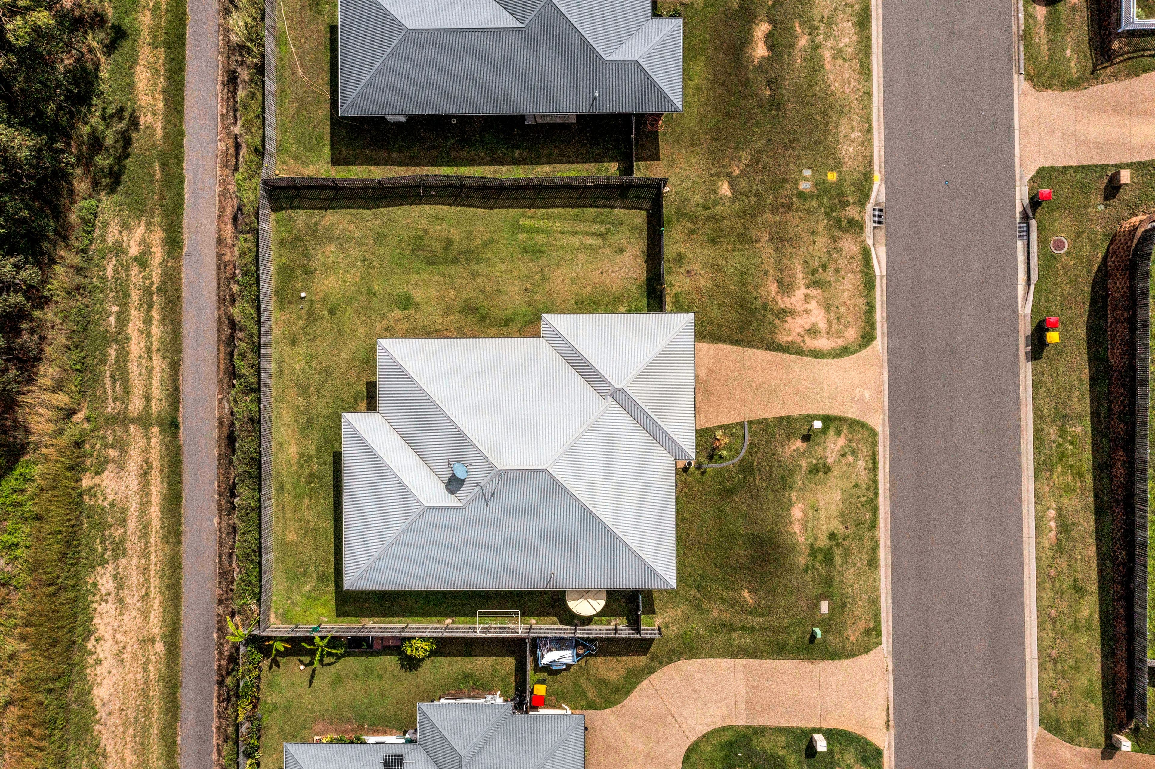 30 Dartmouth Close, Clinton QLD 4680, Clinton - Image 1