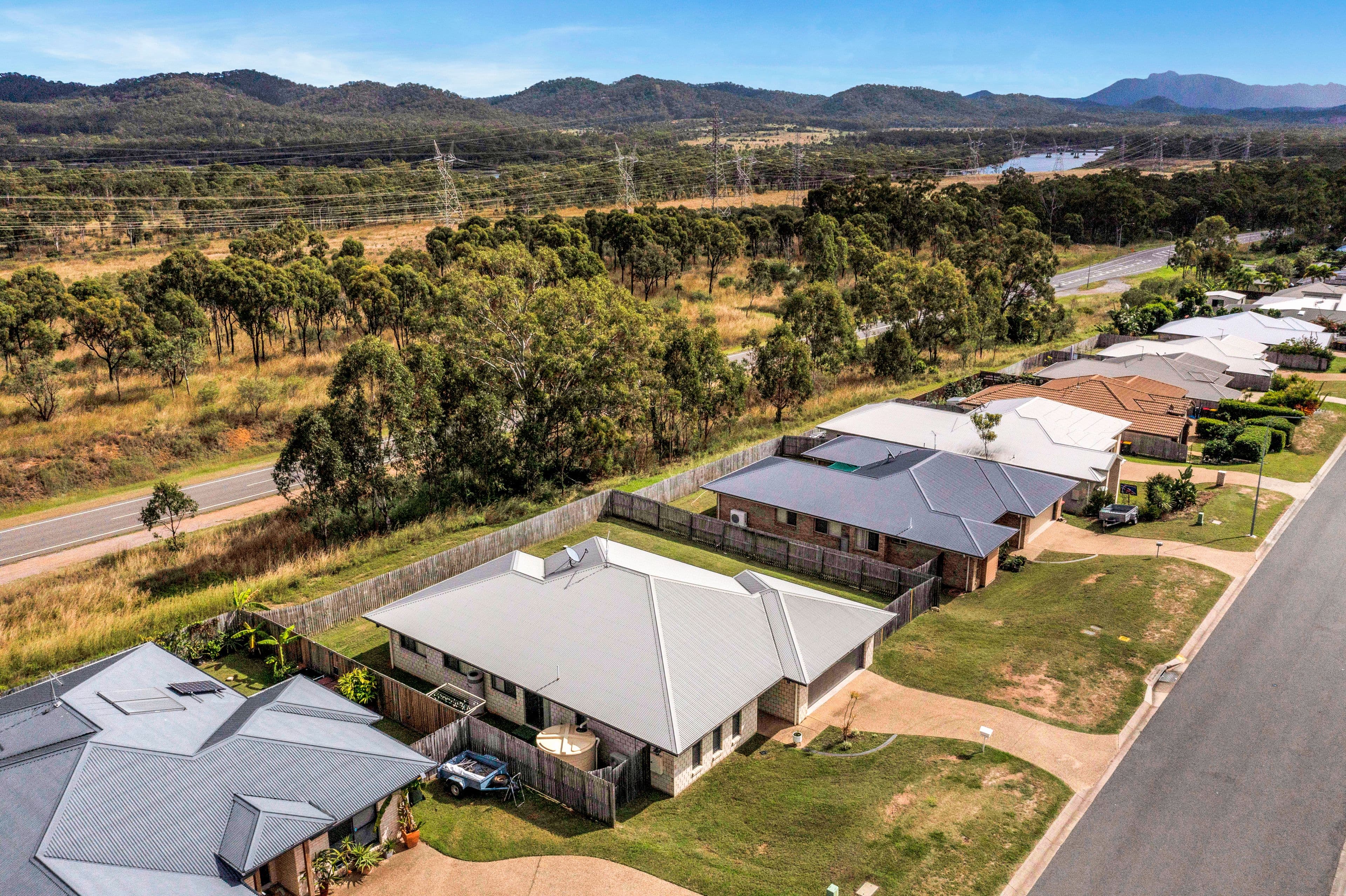 30 Dartmouth Close, Clinton QLD 4680, Clinton - Thumbnail 2