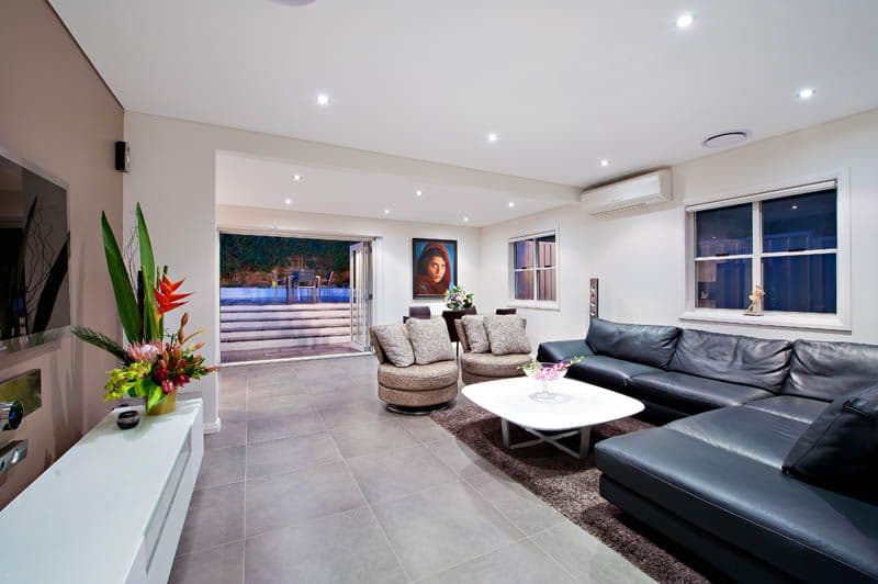 11 Snowden Avenue, SYLVANIA NSW 2224, Sylvania - Image 1