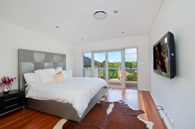 11 Snowden Avenue, SYLVANIA NSW 2224, Sylvania - Thumbnail 3