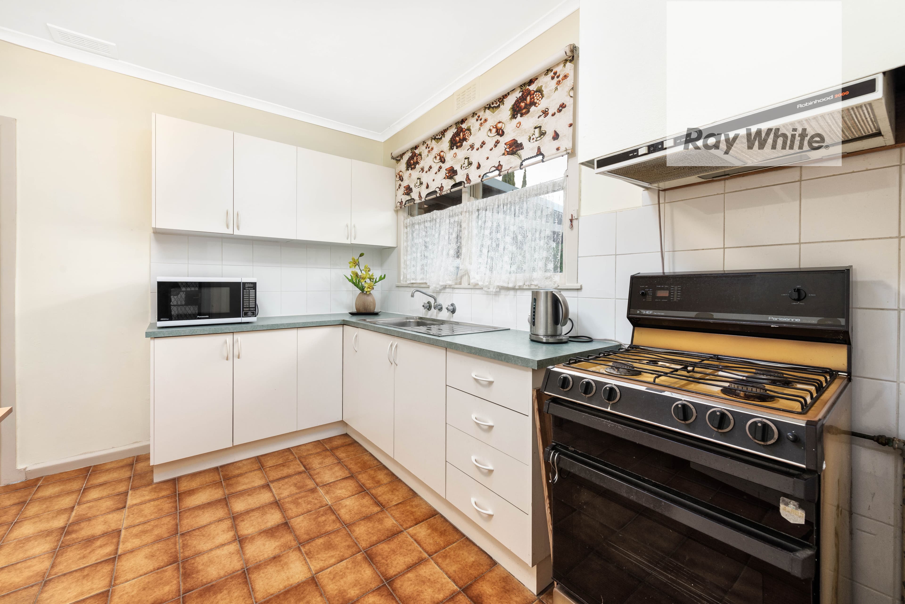 9 Evans Street, Reservoir VIC 3073, Reservoir - Thumbnail 4