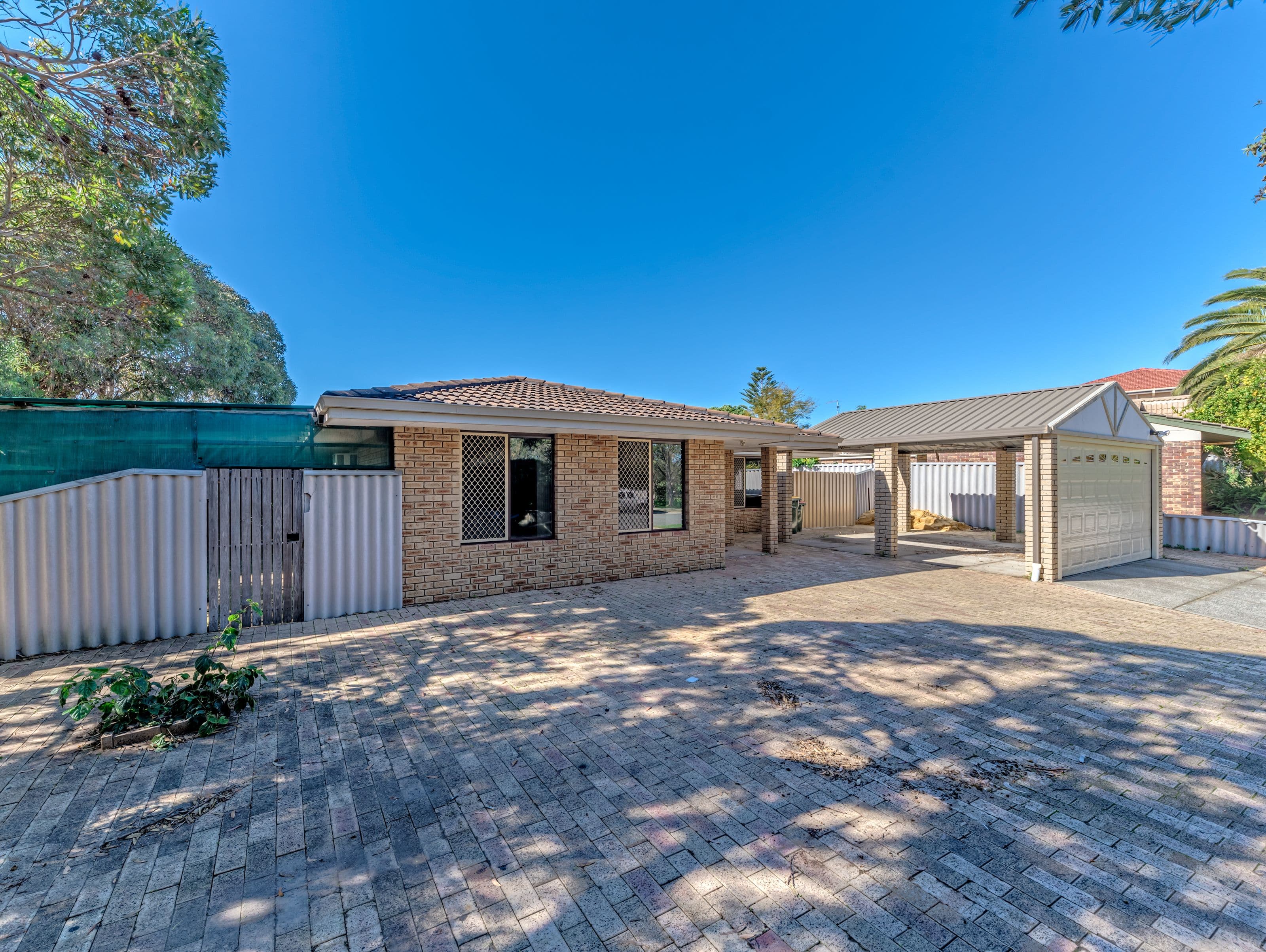 1 Lexcen Crescent, Ocean Reef WA 6027, Ocean Reef - Thumbnail 3