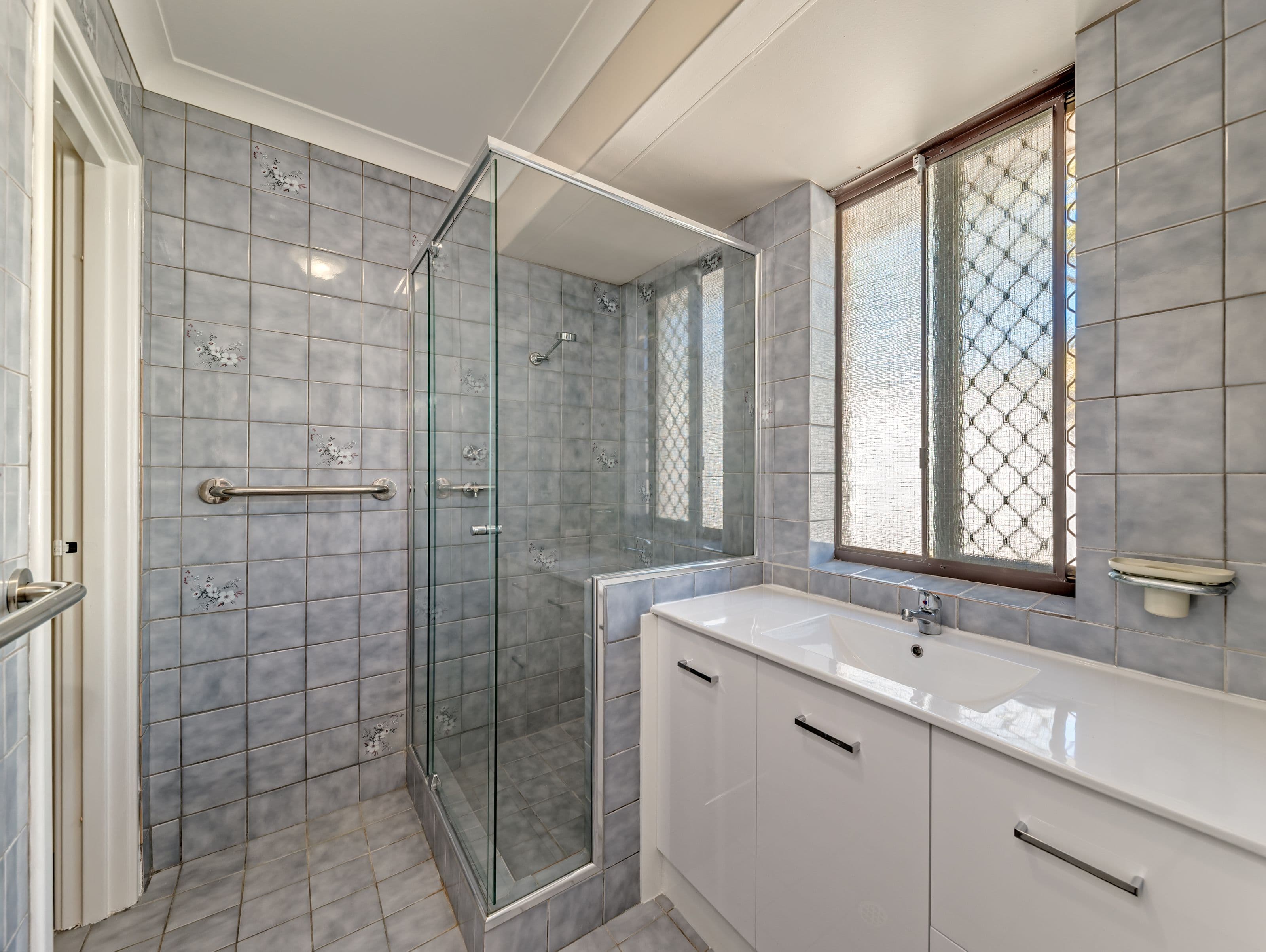1 Lexcen Crescent, Ocean Reef WA 6027, Ocean Reef - Thumbnail 6