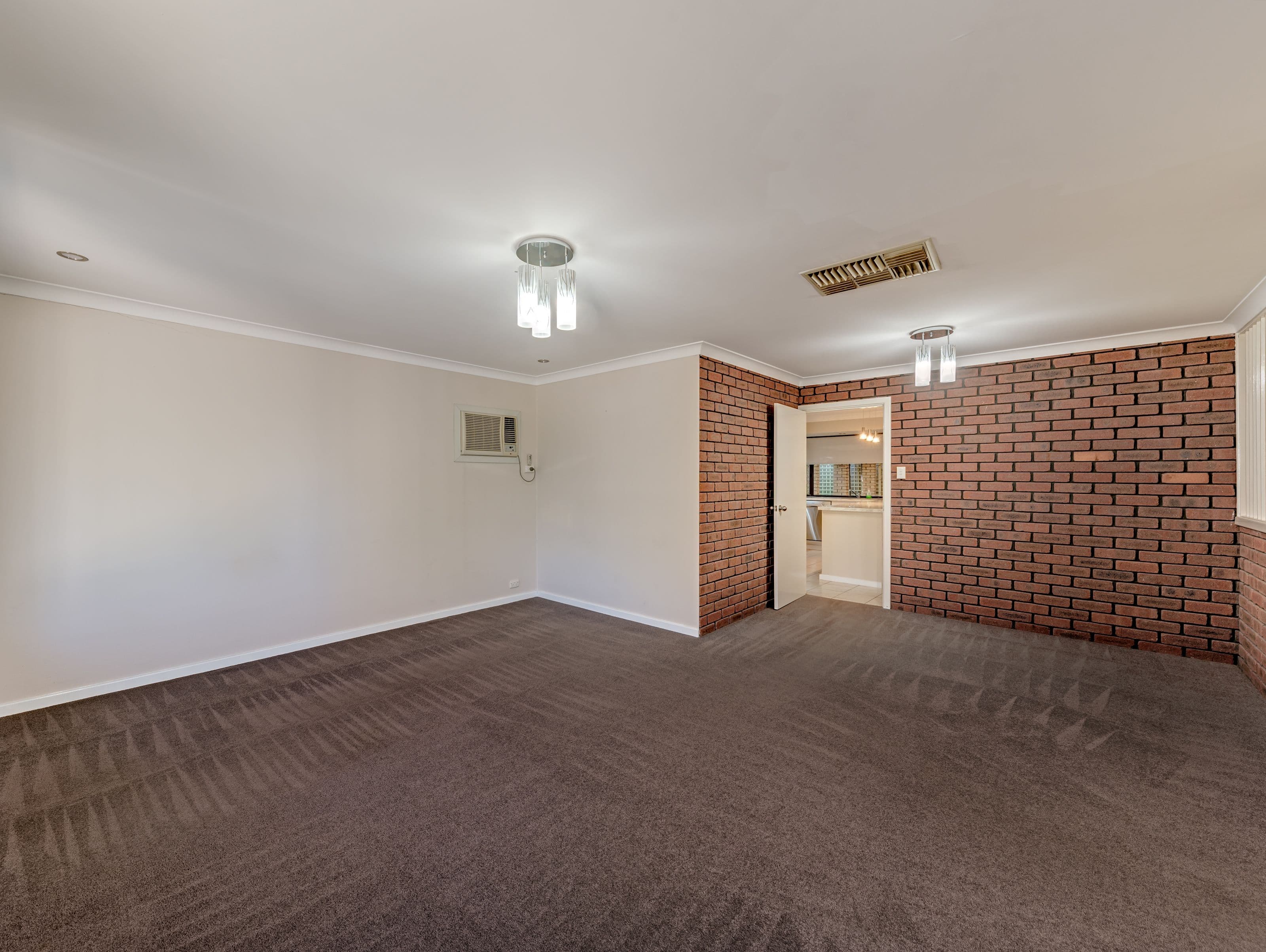 1 Lexcen Crescent, Ocean Reef WA 6027, Ocean Reef - Thumbnail 7