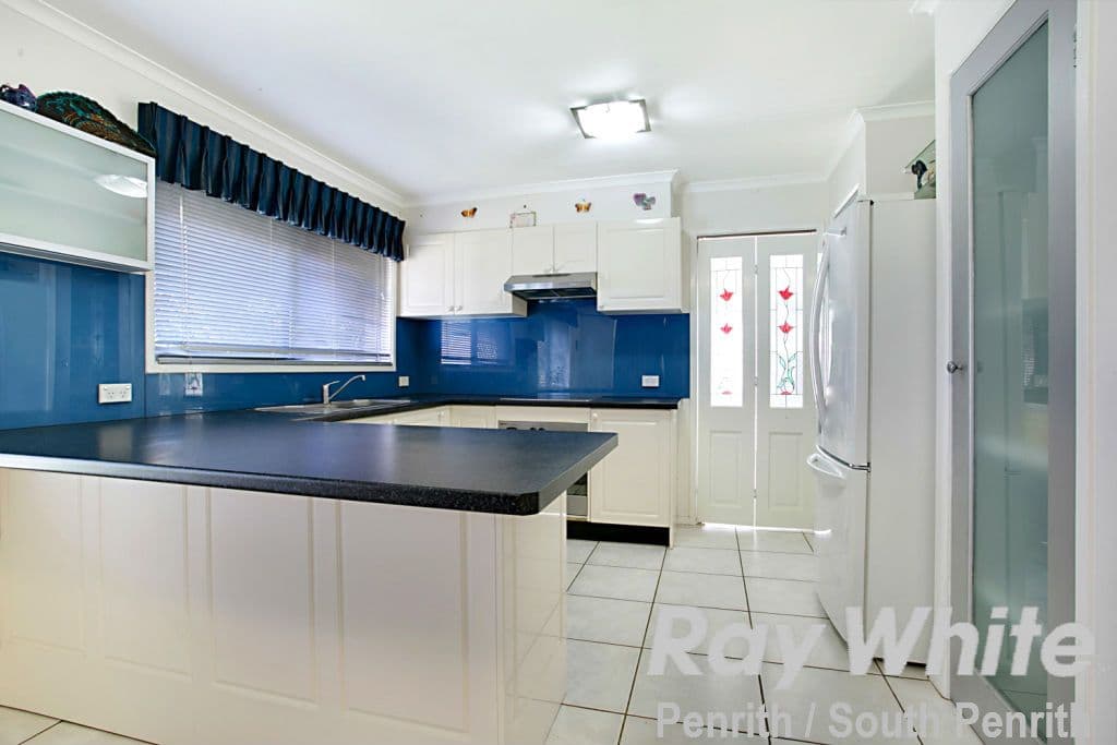 10 Druitt Place, Werrington County - Thumbnail 2