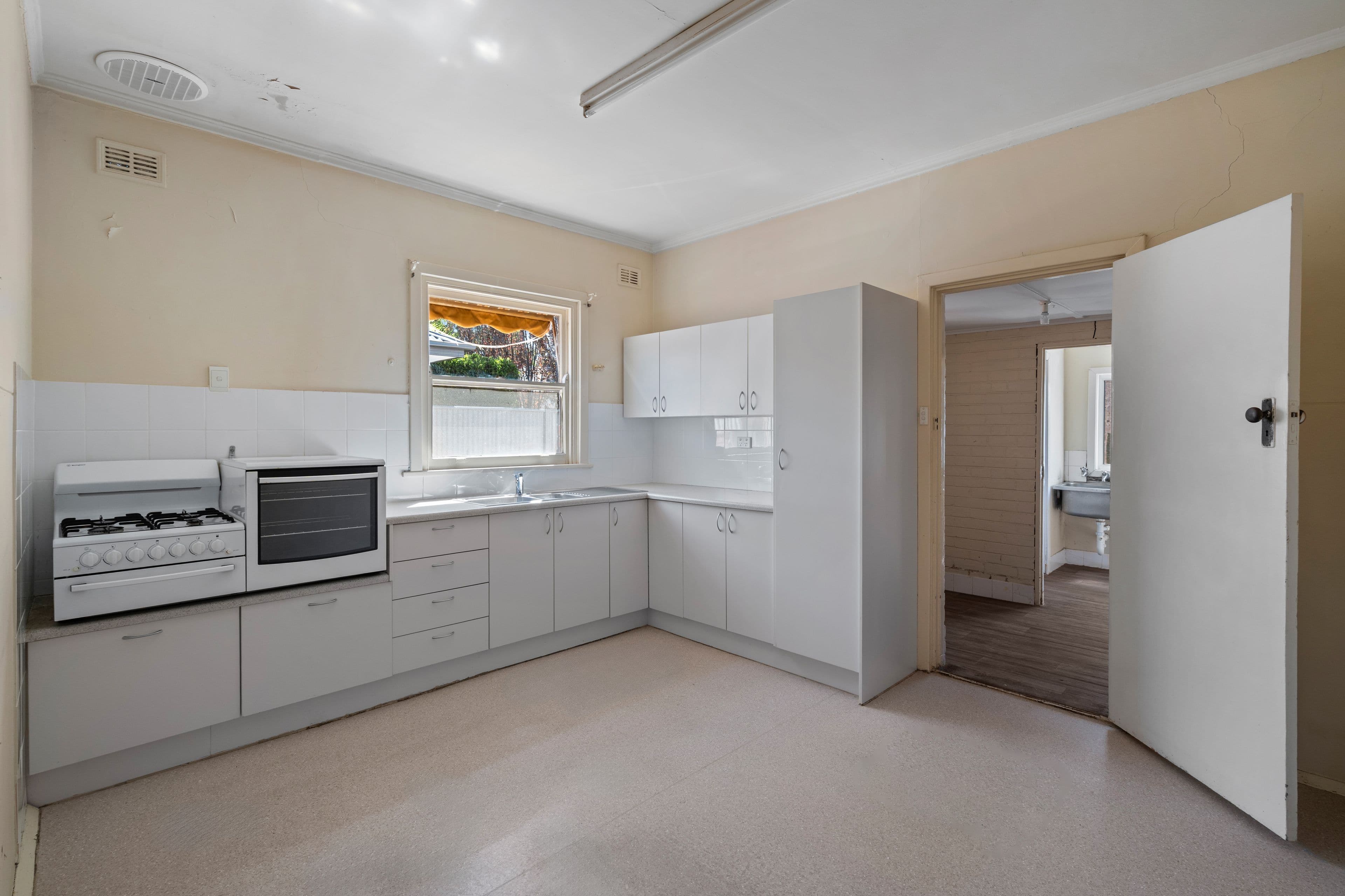 15 Kingston Street, Plympton Park SA 5038, Plympton Park - Thumbnail 4