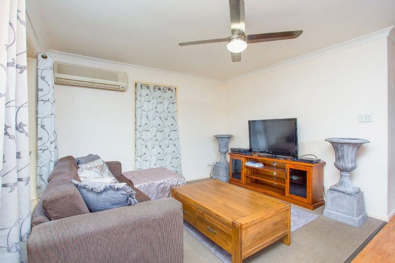 6 Athabasca Close, WAVELL HEIGHTS QLD 4012, Wavell Heights - Thumbnail 2