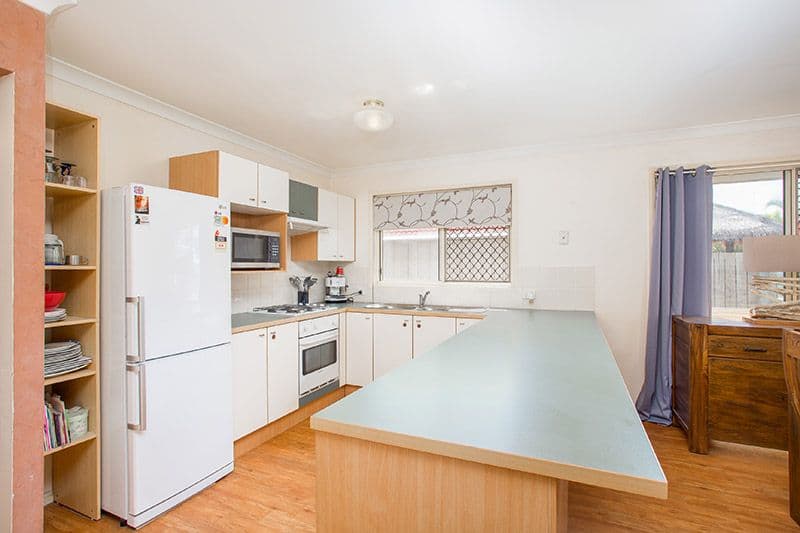 6 Athabasca Close, WAVELL HEIGHTS QLD 4012, Wavell Heights - Thumbnail 5