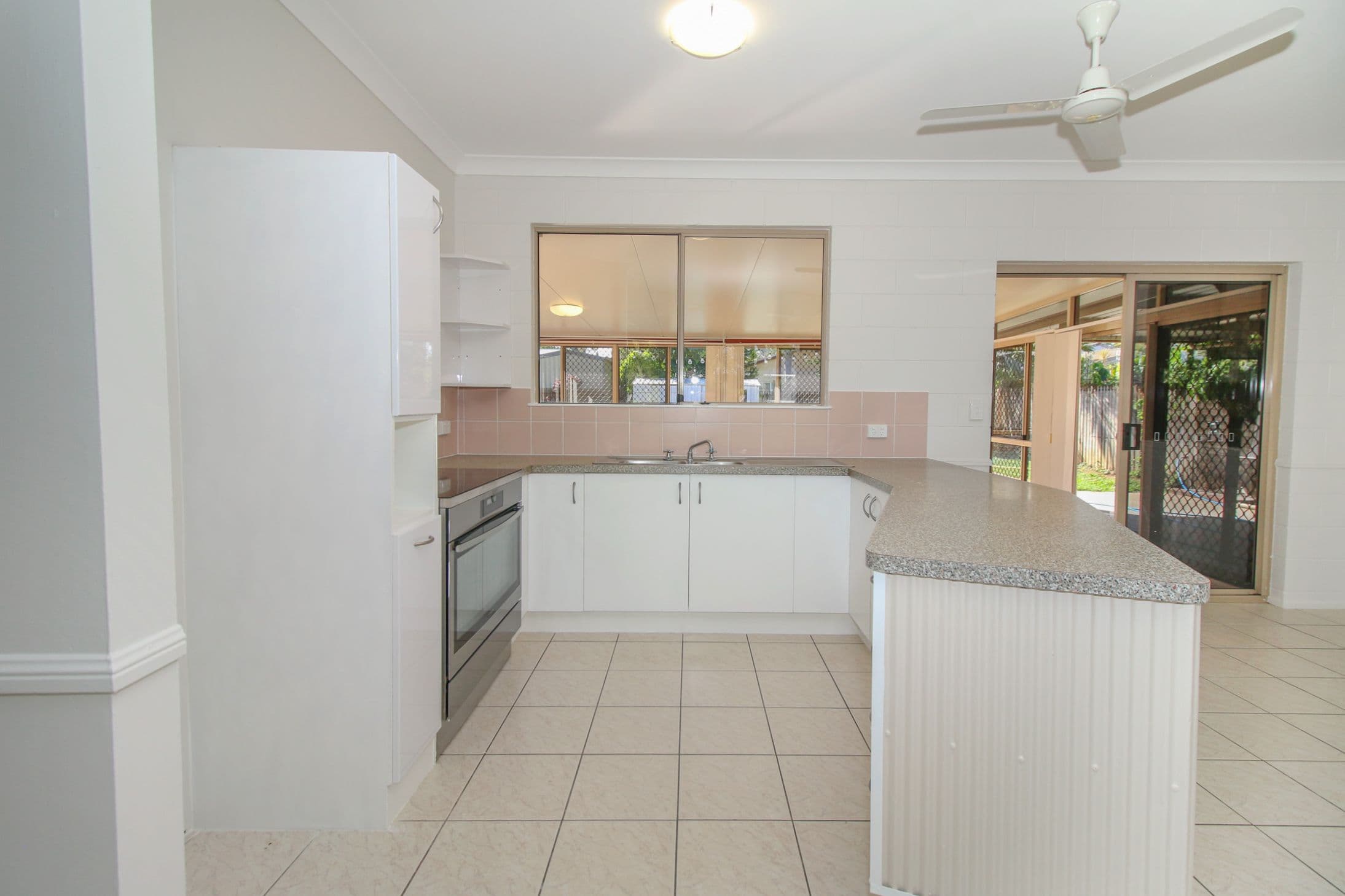 43 Eliza Street, Kelso QLD 4815, Kelso - Thumbnail 2