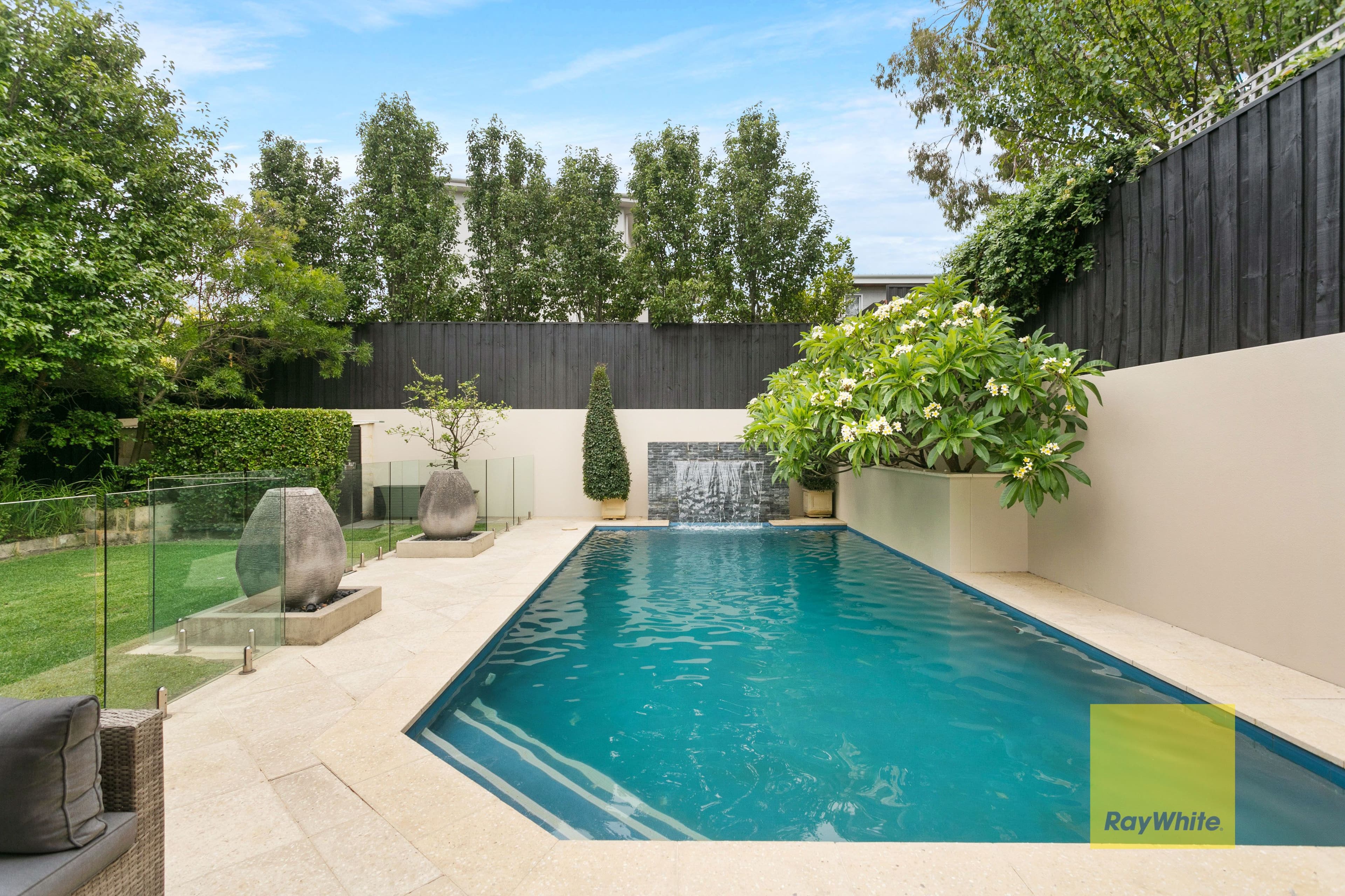18 Barnsley Road, Mount Claremont WA 6010, Mount Claremont - Thumbnail 2