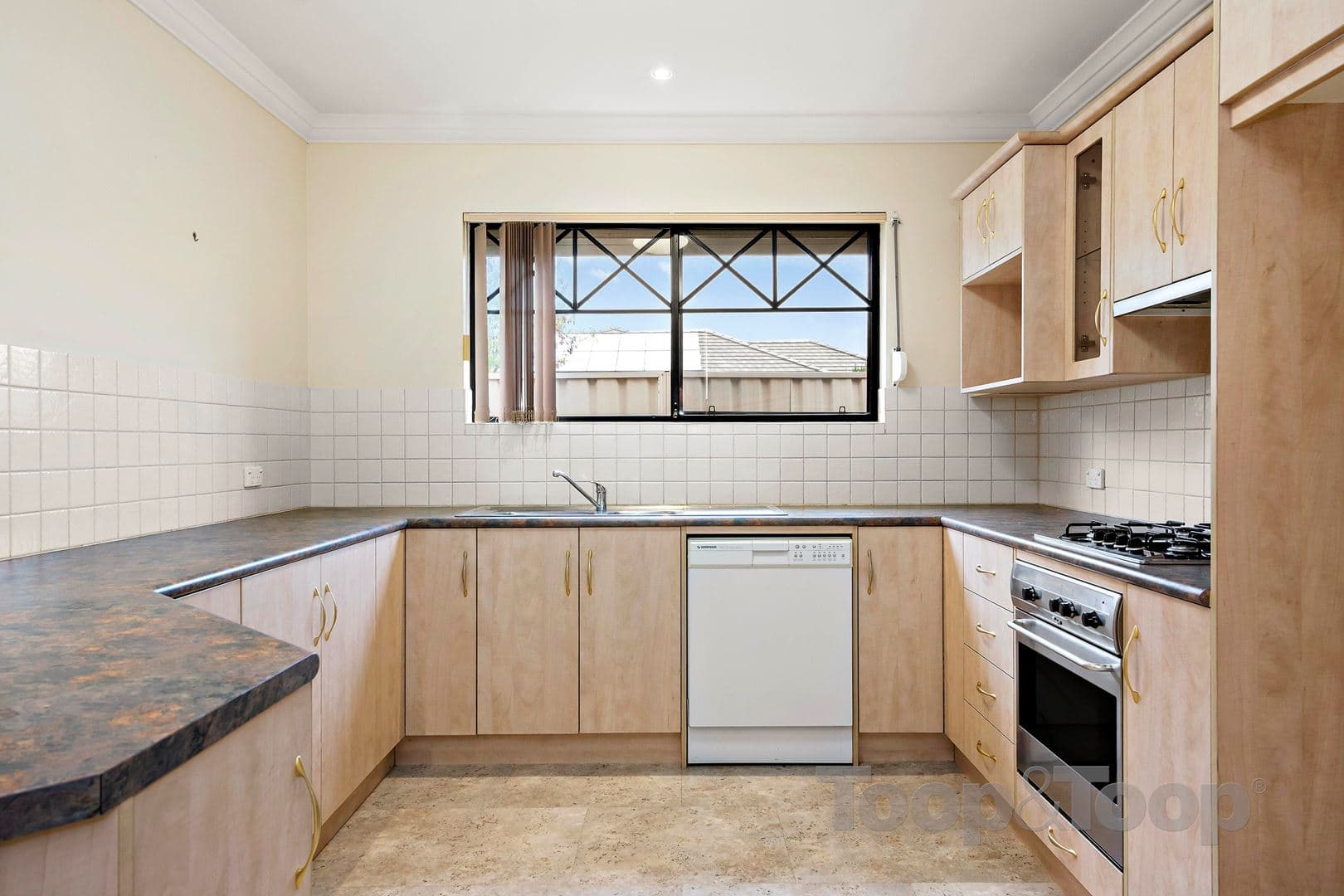 1 Hester Avenue, Mitchell Park SA 5043, Mitchell Park - Thumbnail 2