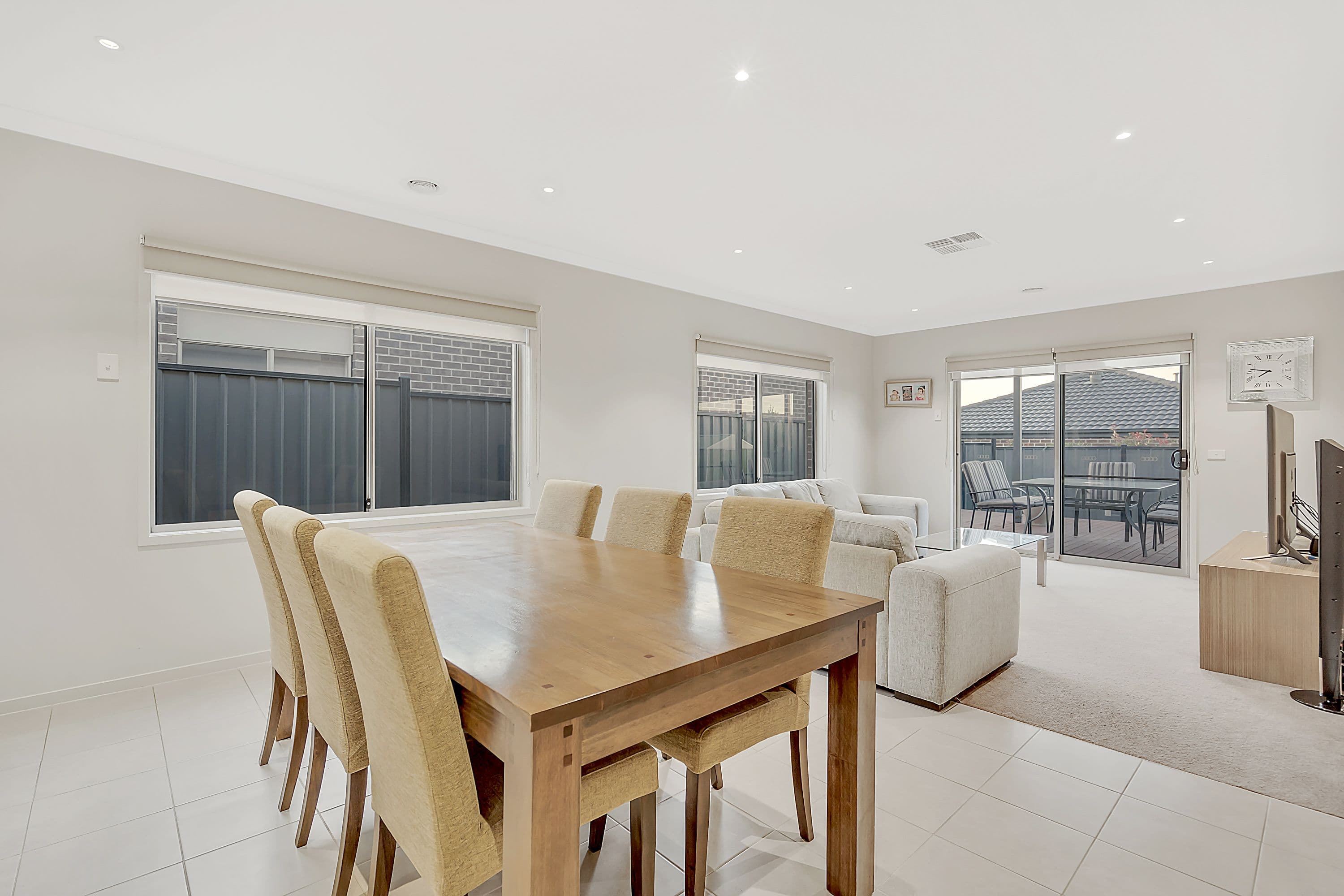 8 Calm Avenue, Craigieburn VIC 3064, Craigieburn - Thumbnail 7