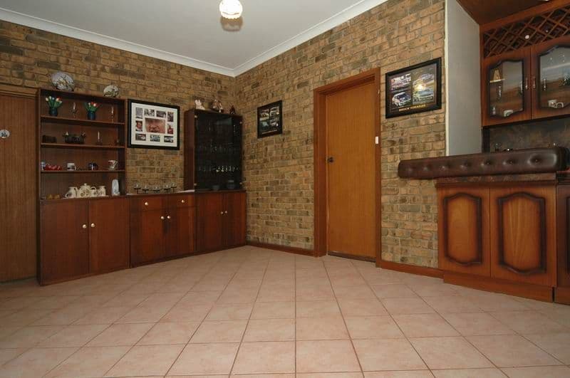 4 Alcazar Avenue, GULFVIEW HEIGHTS SA 5096, Gulfview Heights - Thumbnail 7