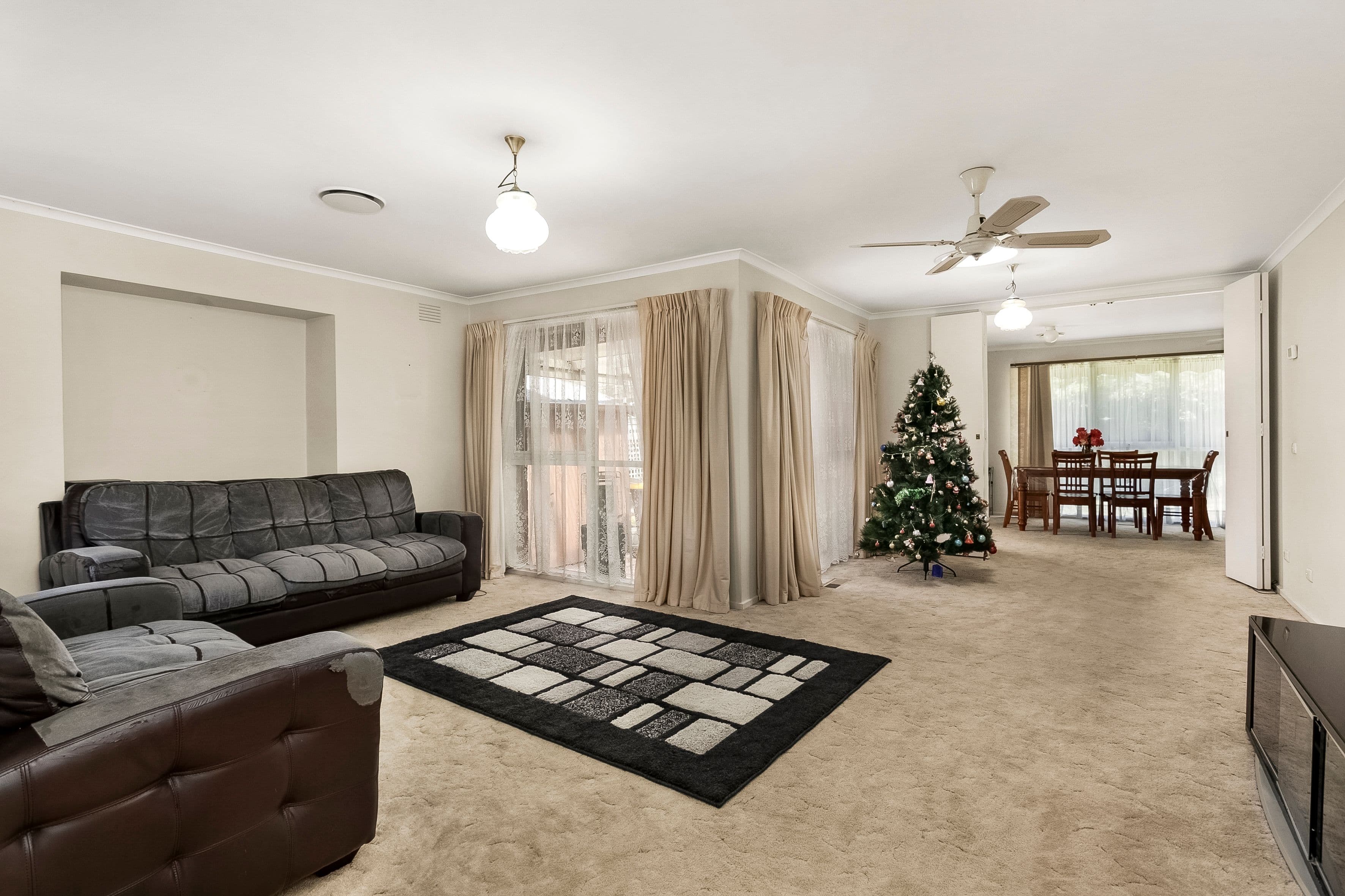 20 Annandale Crescent, Glen Waverley VIC 3150, Glen Waverley - Thumbnail 2