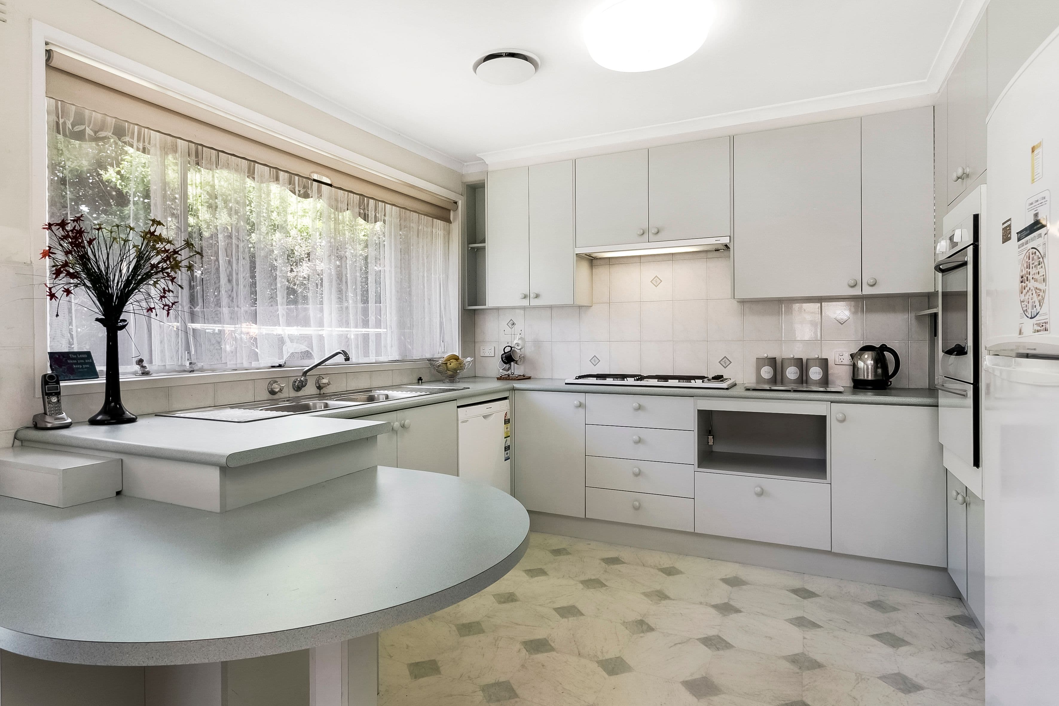 20 Annandale Crescent, Glen Waverley VIC 3150, Glen Waverley - Thumbnail 4