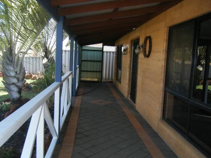5 Simon Drive, KARLOO WA 6530, Karloo - Thumbnail 4