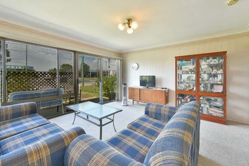 271 Hoxton Park Road, Cartwright NSW 2168, Cartwright - Thumbnail 2