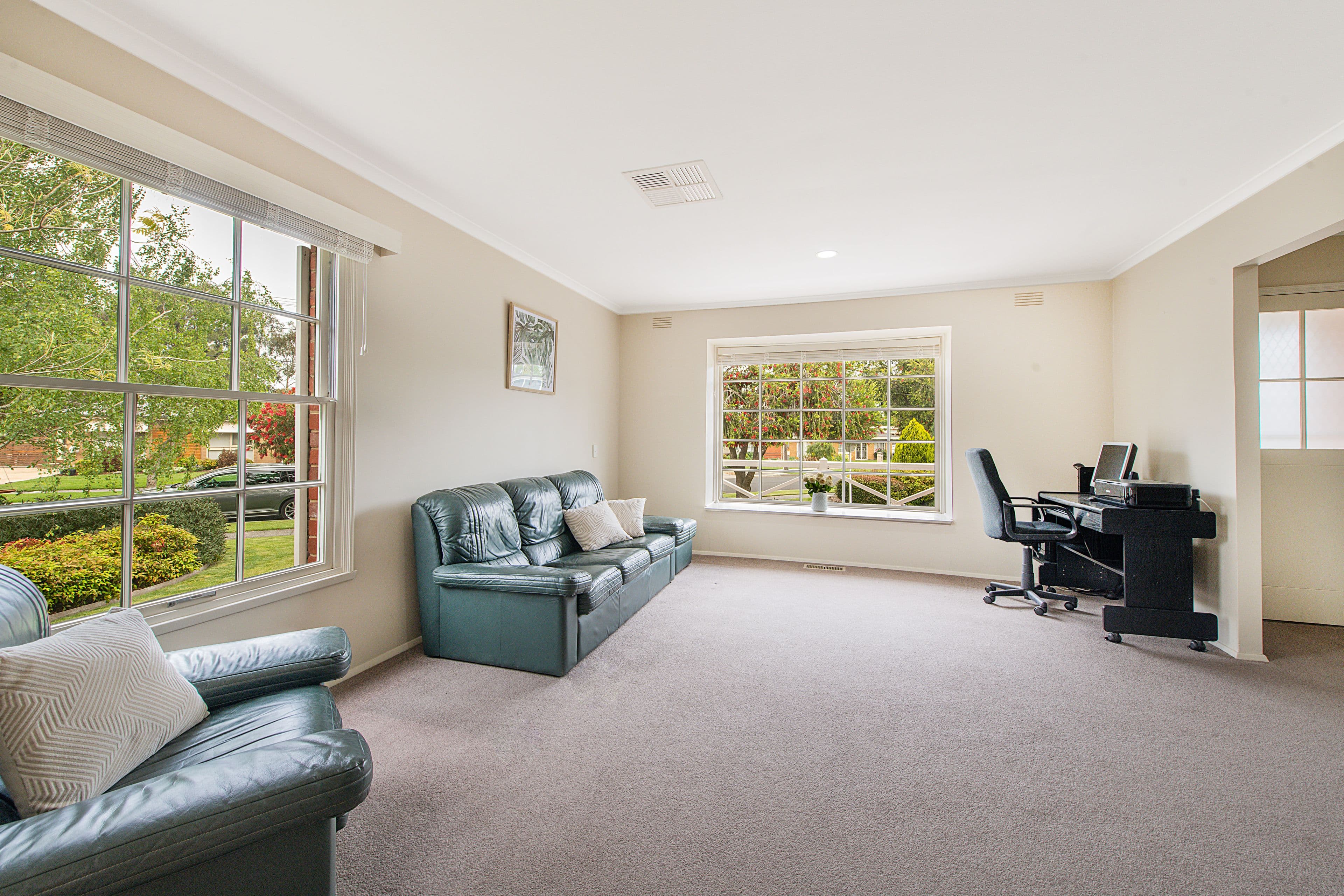 9 Christie Street, Knoxfield VIC 3180, Knoxfield - Thumbnail 4
