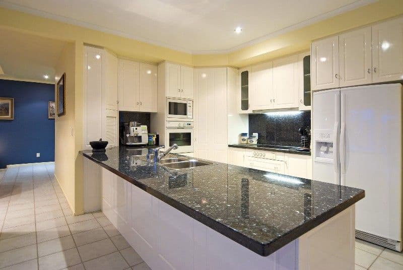 13 Bonaventure Court, RABY BAY QLD 4163, Raby Bay - Thumbnail 6