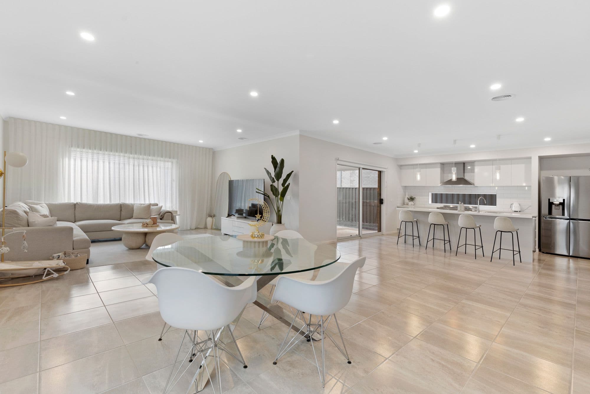 13 Medallion Boulevard, Tarneit VIC 3029, Tarneit - Thumbnail 4