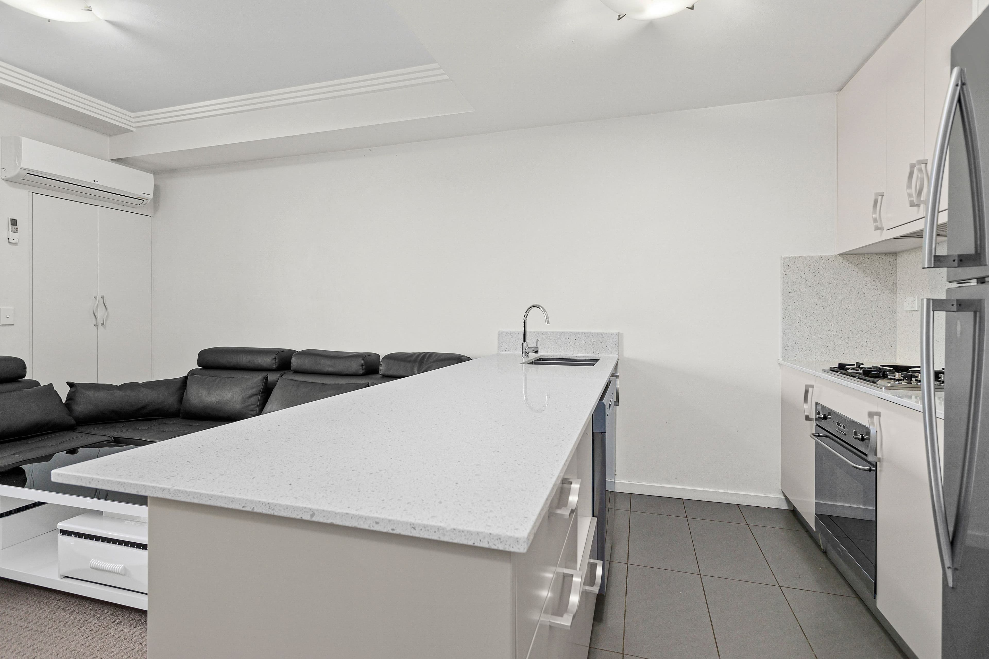 625-627 Princes Highway, Rockdale NSW 2216, Rockdale - Thumbnail 3