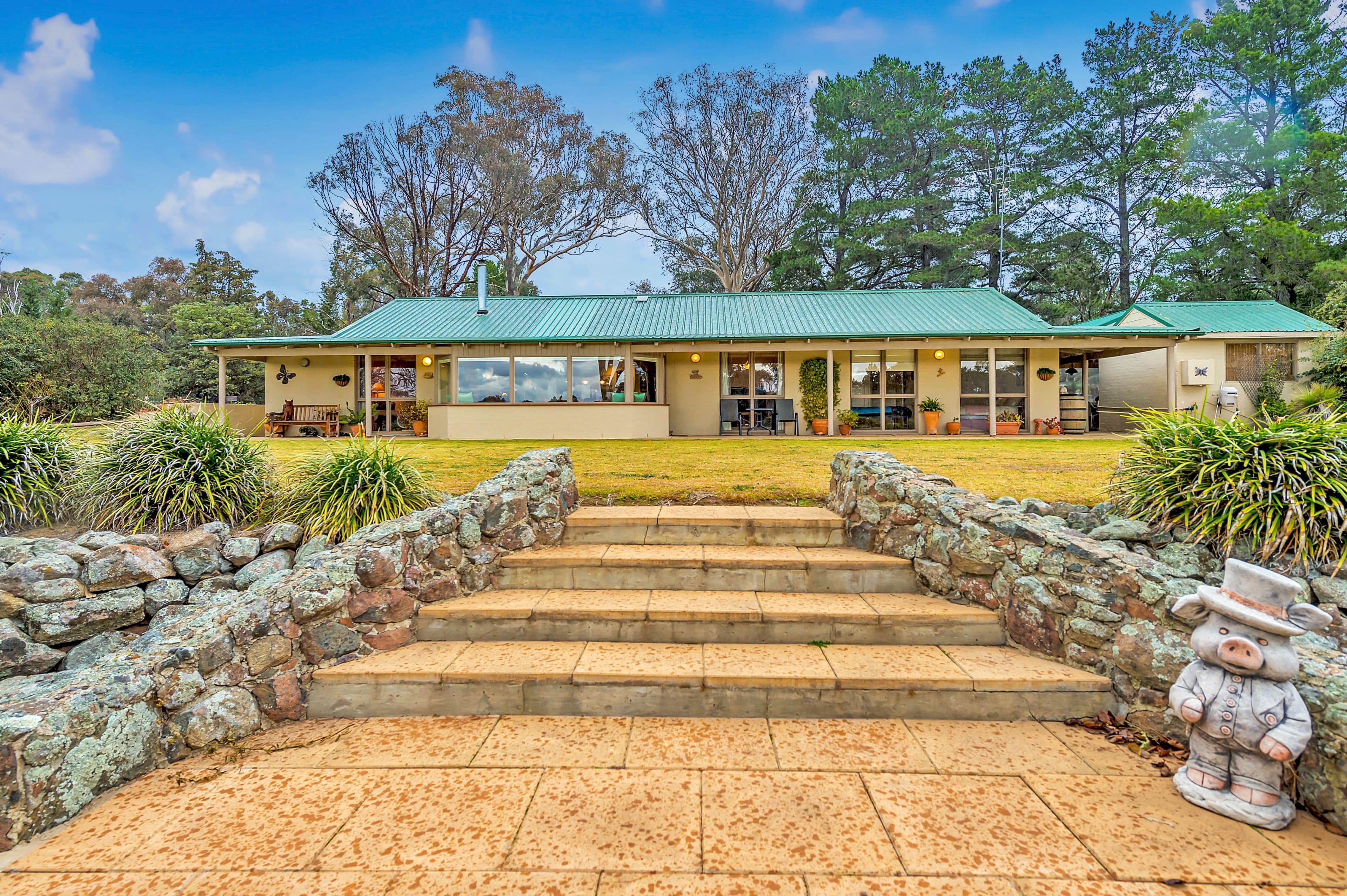 2 Middletons Lane, Murrumbateman - Image 1