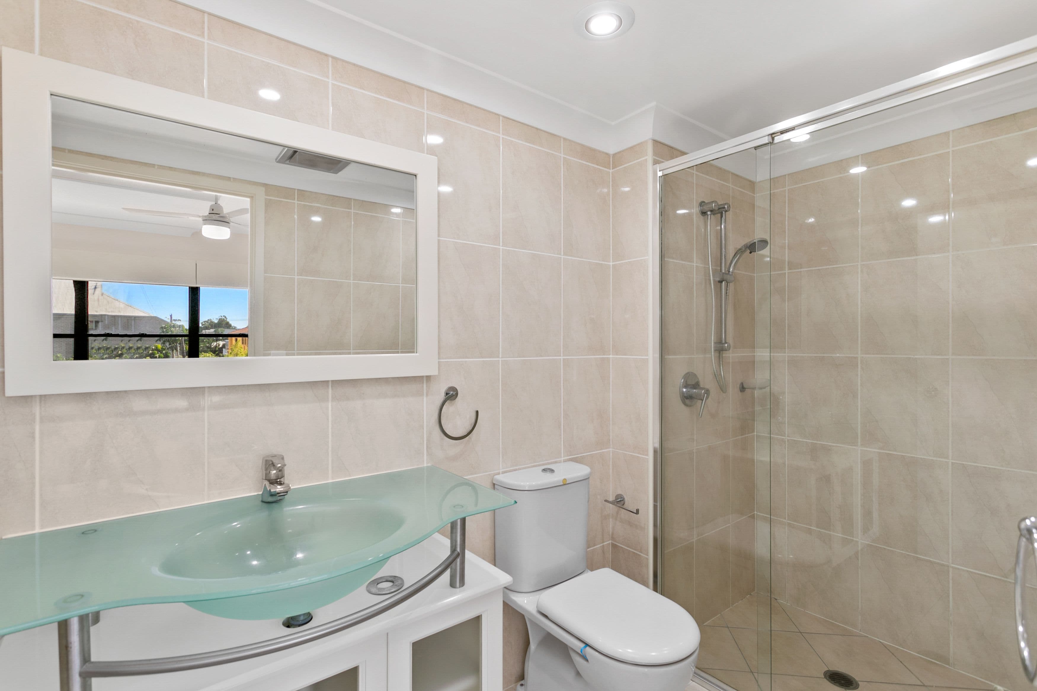 30 Gayundah Esplanade, Woody Point QLD 4019, Woody Point - Thumbnail 8