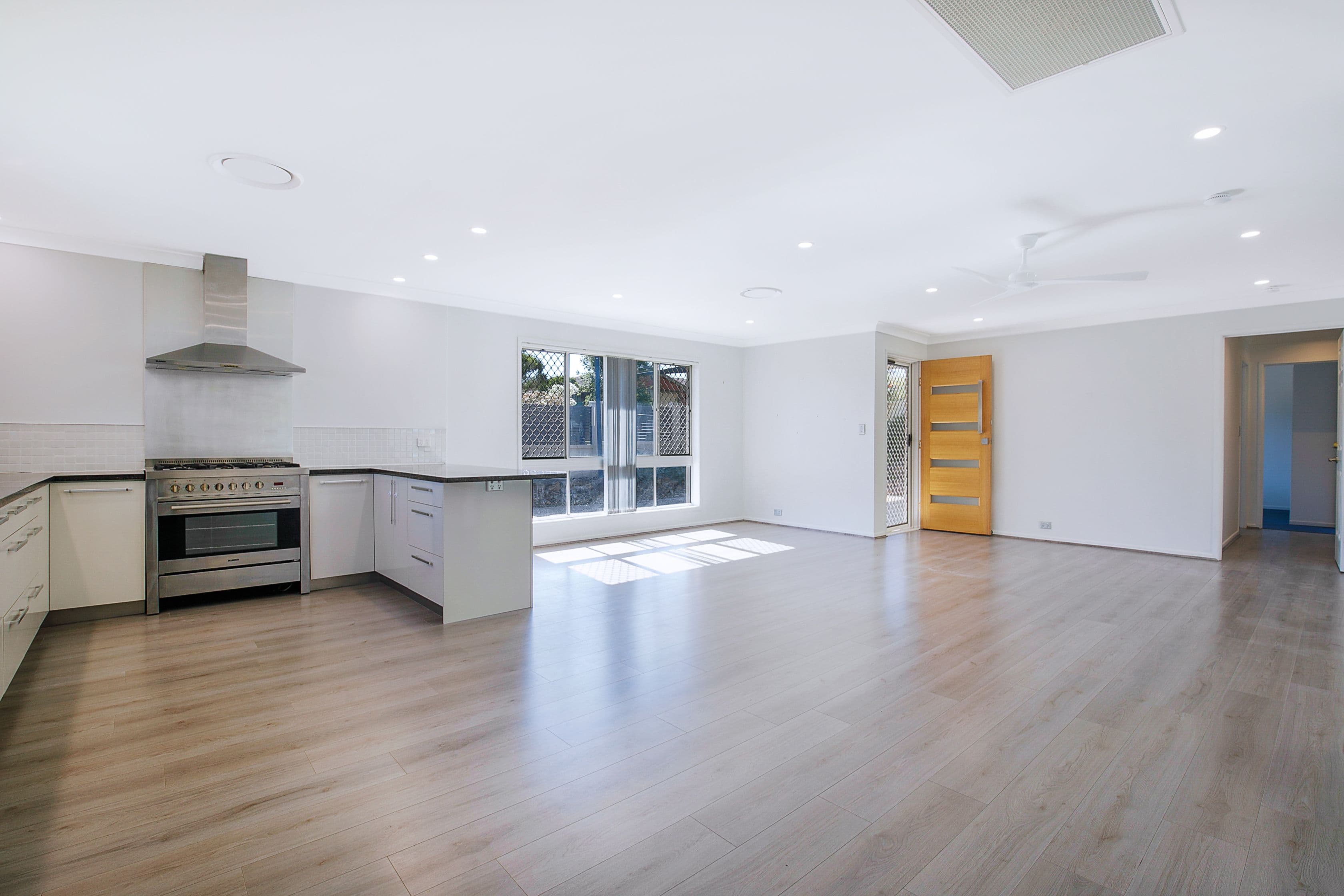 7 Lynton Court, Alexandra Hills QLD 4161, Alexandra Hills - Thumbnail 4