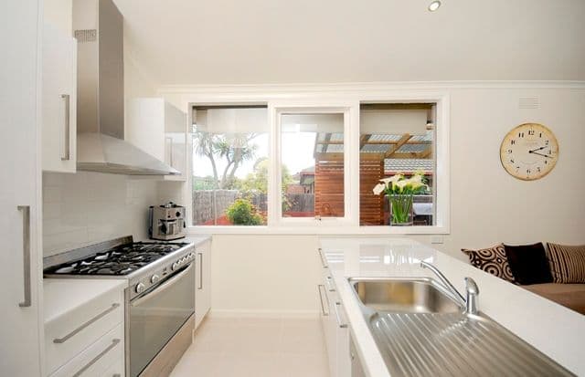 2 Daventry Avenue, GROVEDALE VIC 3216, Grovedale - Thumbnail 4