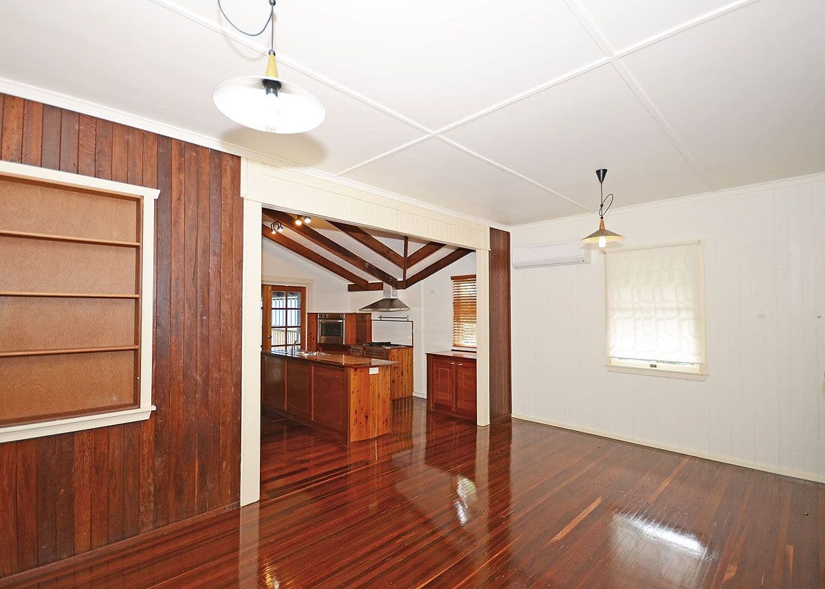 72 Spence Street, POINT VERNON QLD 4655, Point Vernon - Thumbnail 5