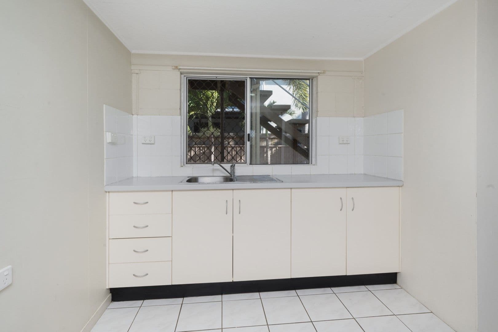29 Odonnell Street, Oonoonba QLD 4811, Oonoonba - Thumbnail 8