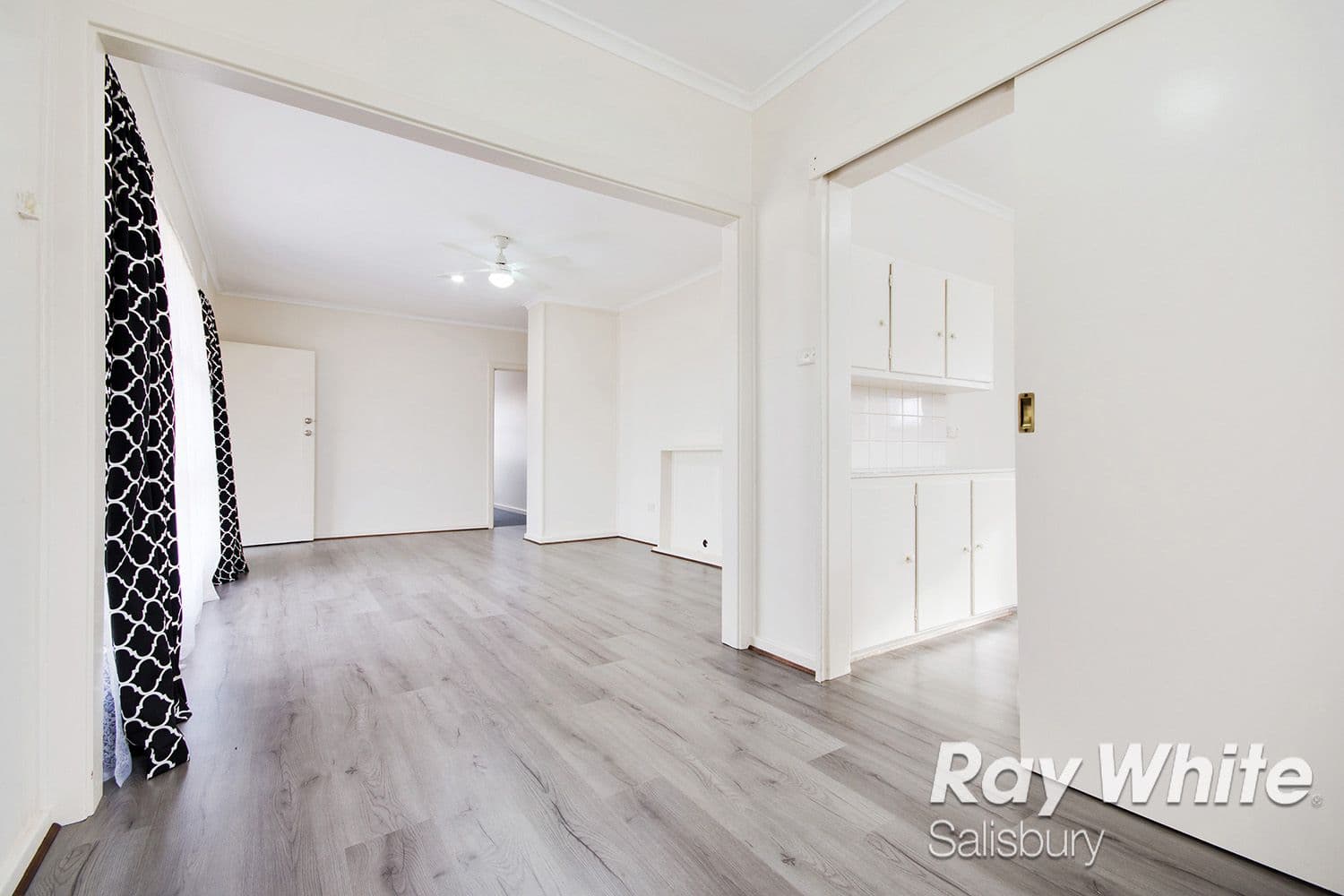 13 Barker Crescent, Smithfield Plains SA 5114, Smithfield Plains - Thumbnail 5