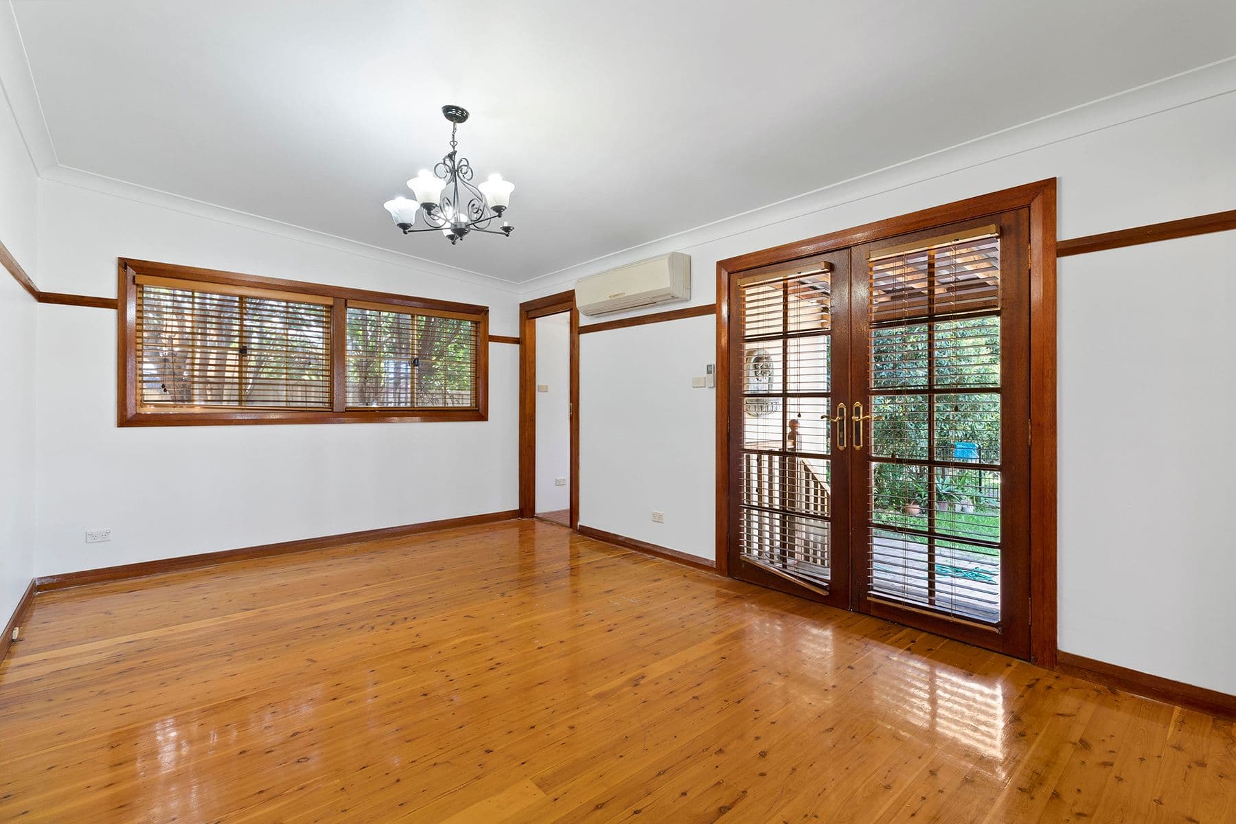 14 Sunny Crescent, Punchbowl NSW 2196, Punchbowl - Thumbnail 3