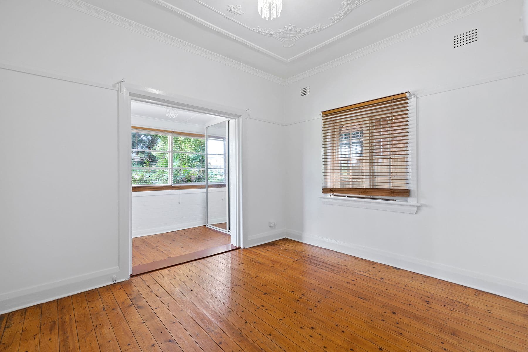 14 Sunny Crescent, Punchbowl NSW 2196, Punchbowl - Thumbnail 5