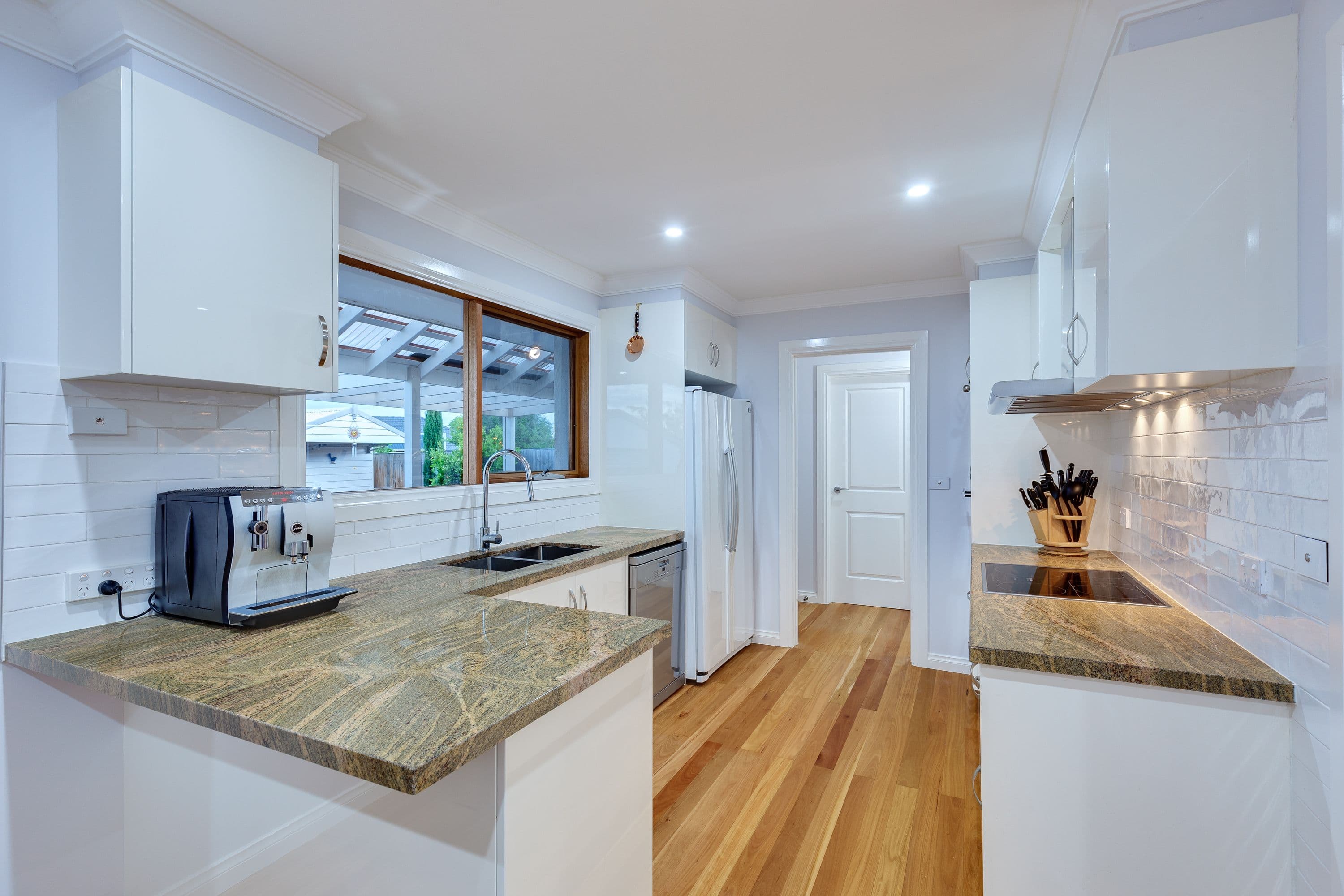 88 Darebin Drive, Thomastown VIC 3074, Thomastown - Thumbnail 2