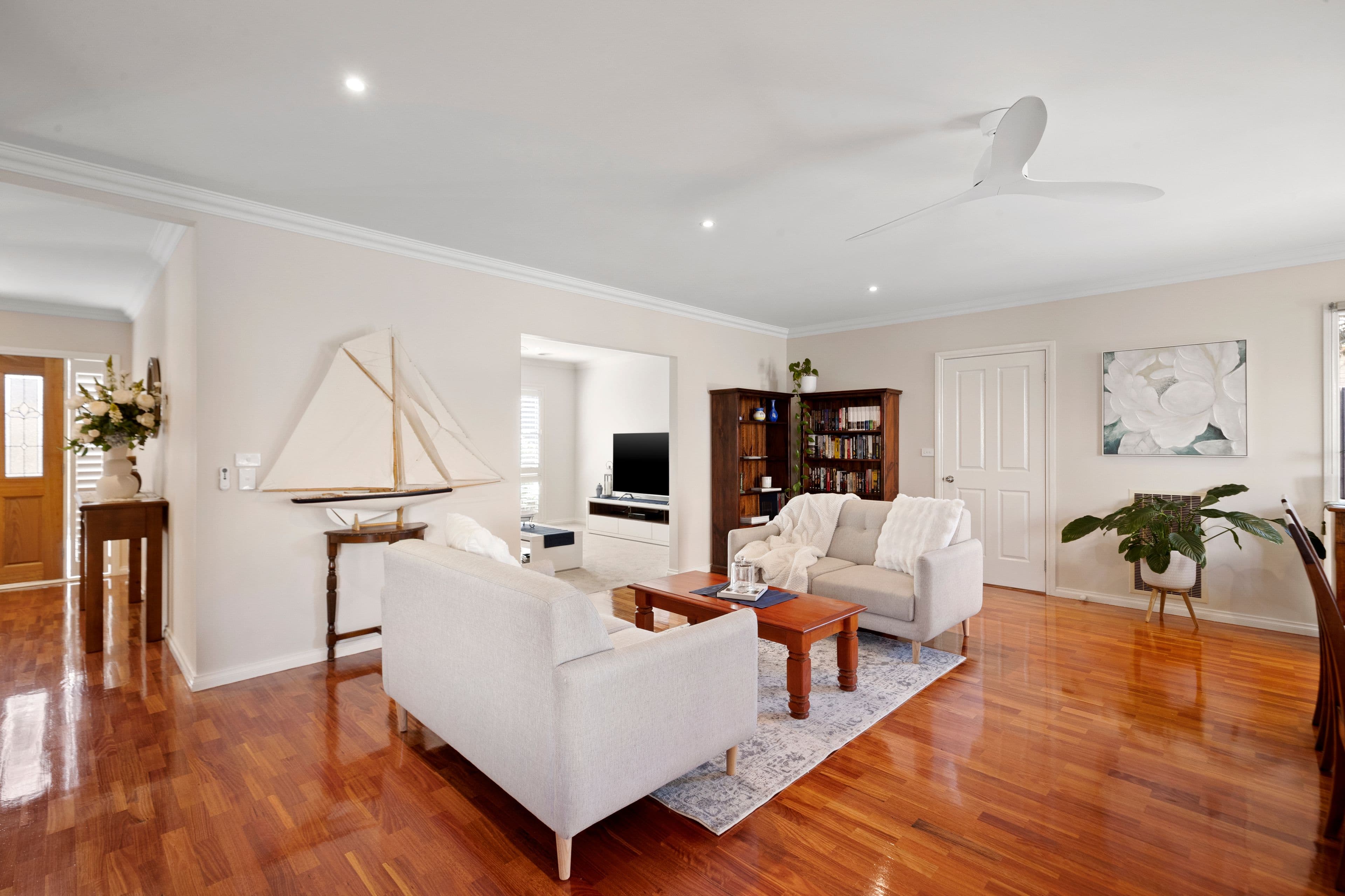 5 Tulip Crescent, Boronia VIC 3155, Boronia - Thumbnail 5