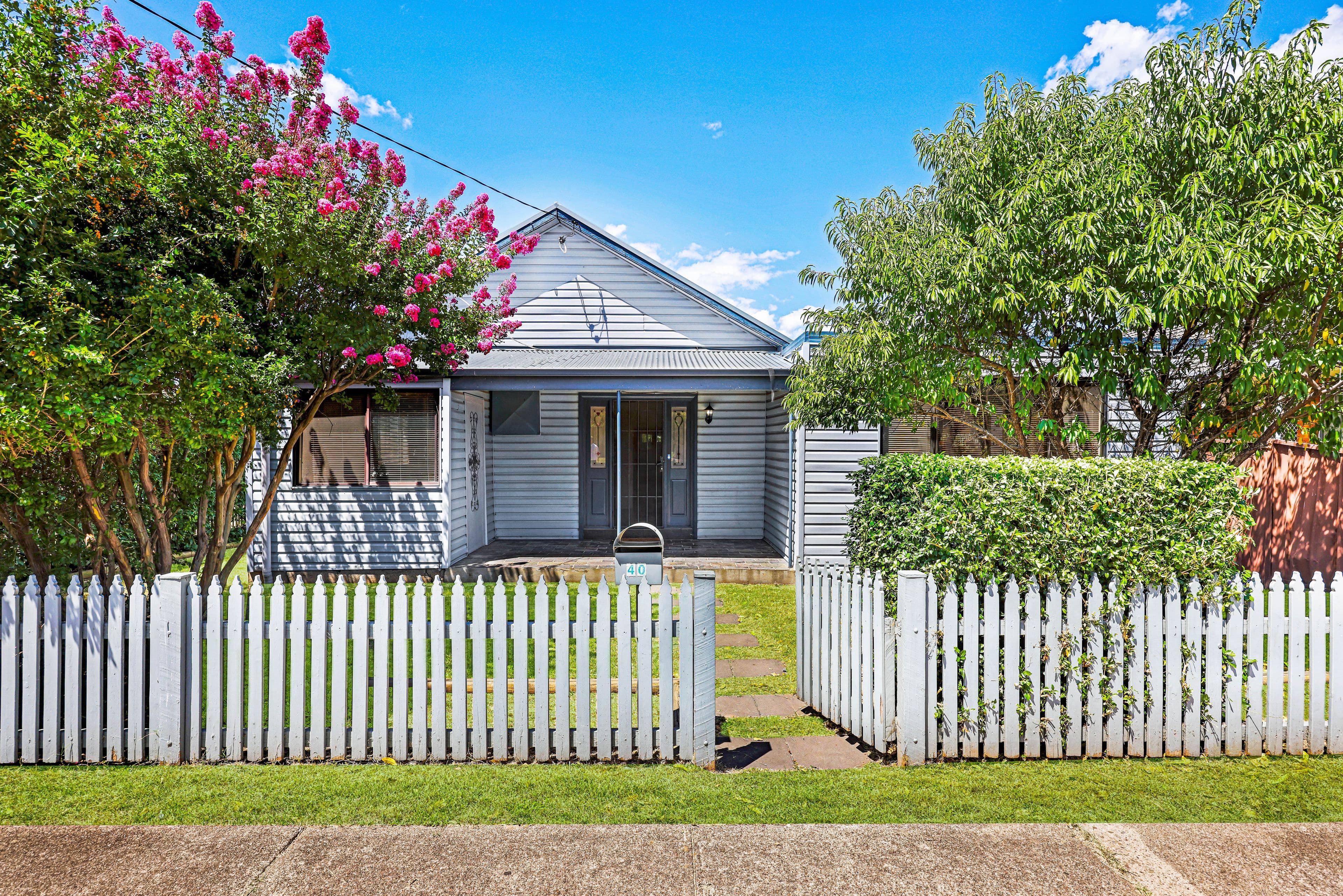 40 Kathleen Street, Tamworth NSW 2340, South Tamworth - Image 1