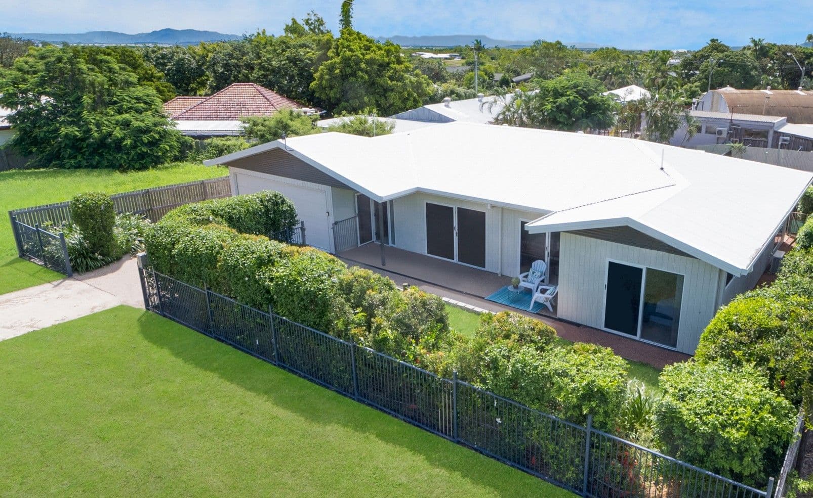 6 Potts Street, Belgian Gardens QLD 4810, Belgian Gardens - Image 1
