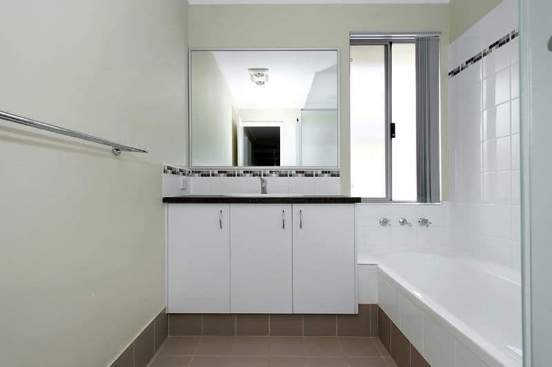 3 Saligna Bend, WATTLE GROVE WA 6107, Wattle Grove - Thumbnail 7