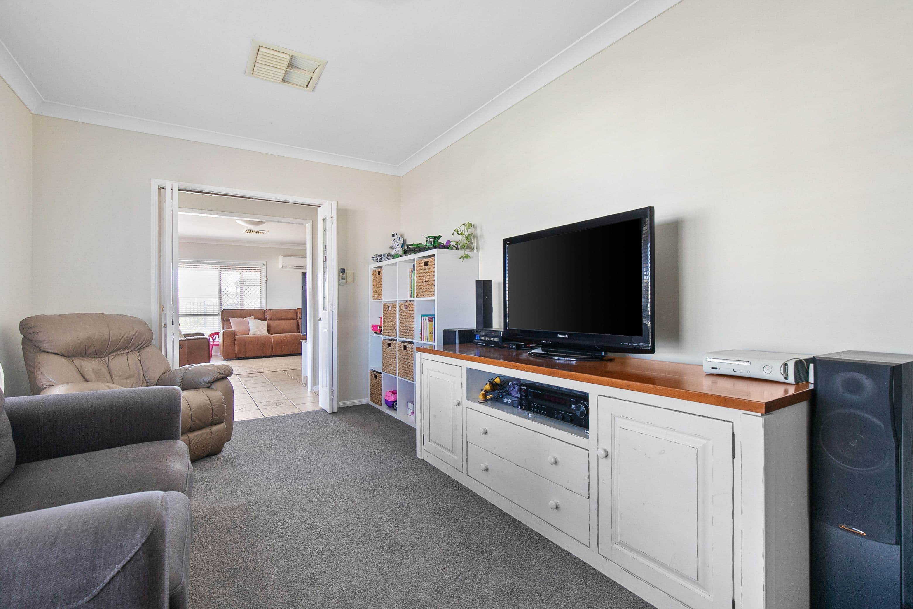1 Baldwin Street, Emerald QLD 4720, Emerald - Thumbnail 7