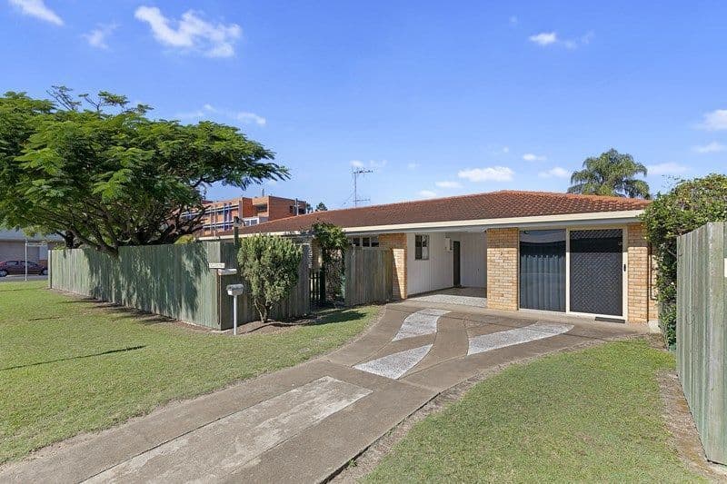 2 Aberdeen Avenue, Maryborough QLD 4650, Maryborough - Thumbnail 3