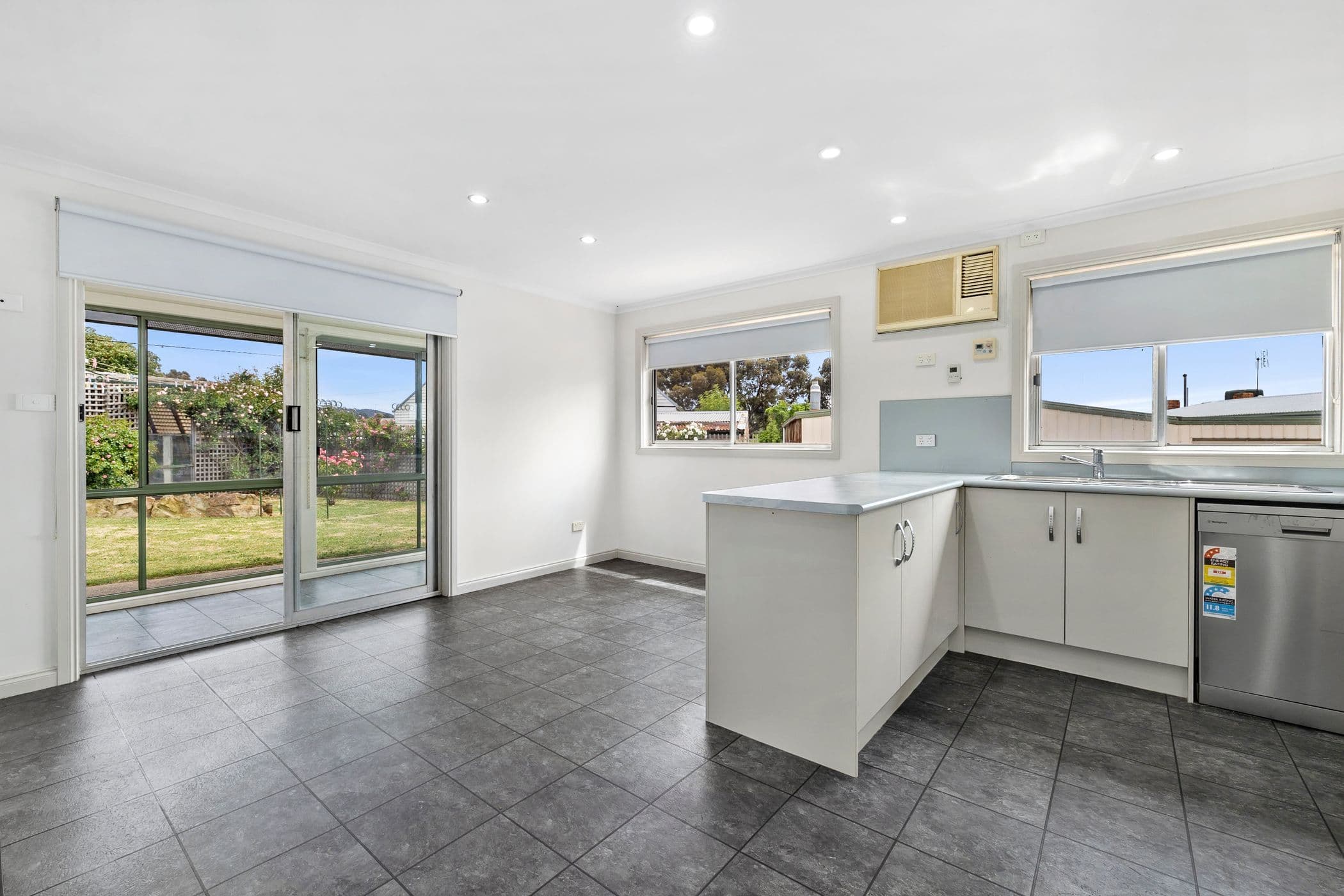 55 Albert Street, Ararat VIC 3377, Ararat - Thumbnail 4