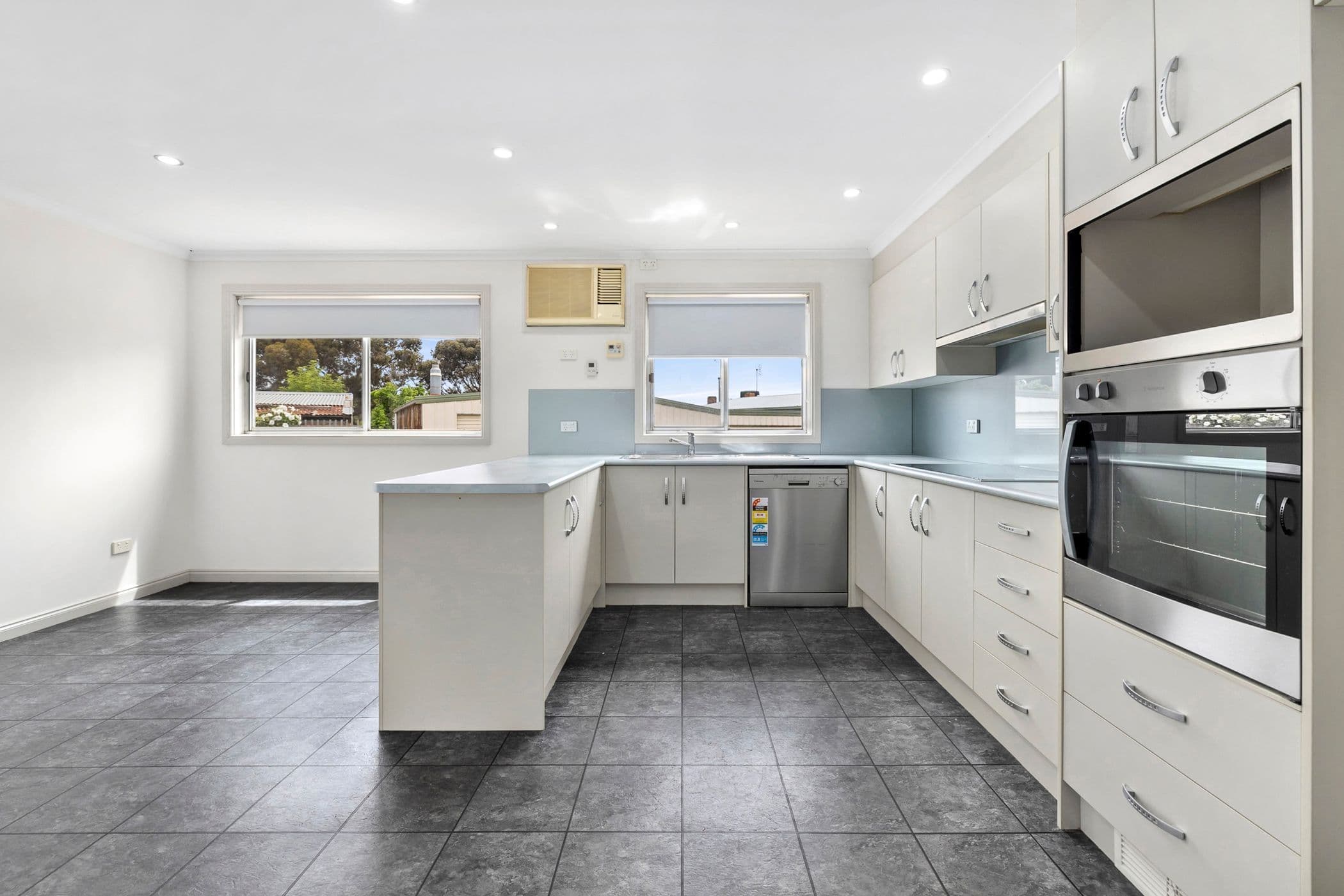 55 Albert Street, Ararat VIC 3377, Ararat - Thumbnail 5
