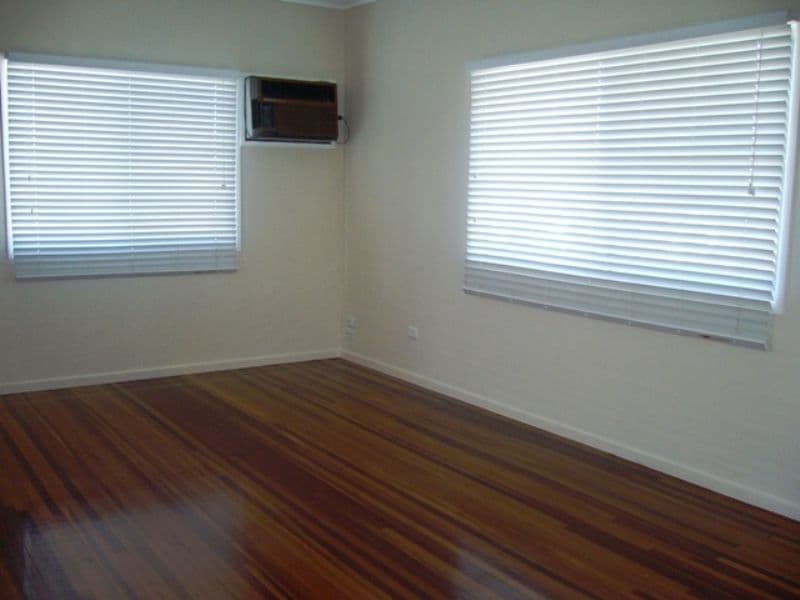 43  McCool Street, MORANBAH QLD 4744, Moranbah - Thumbnail 5