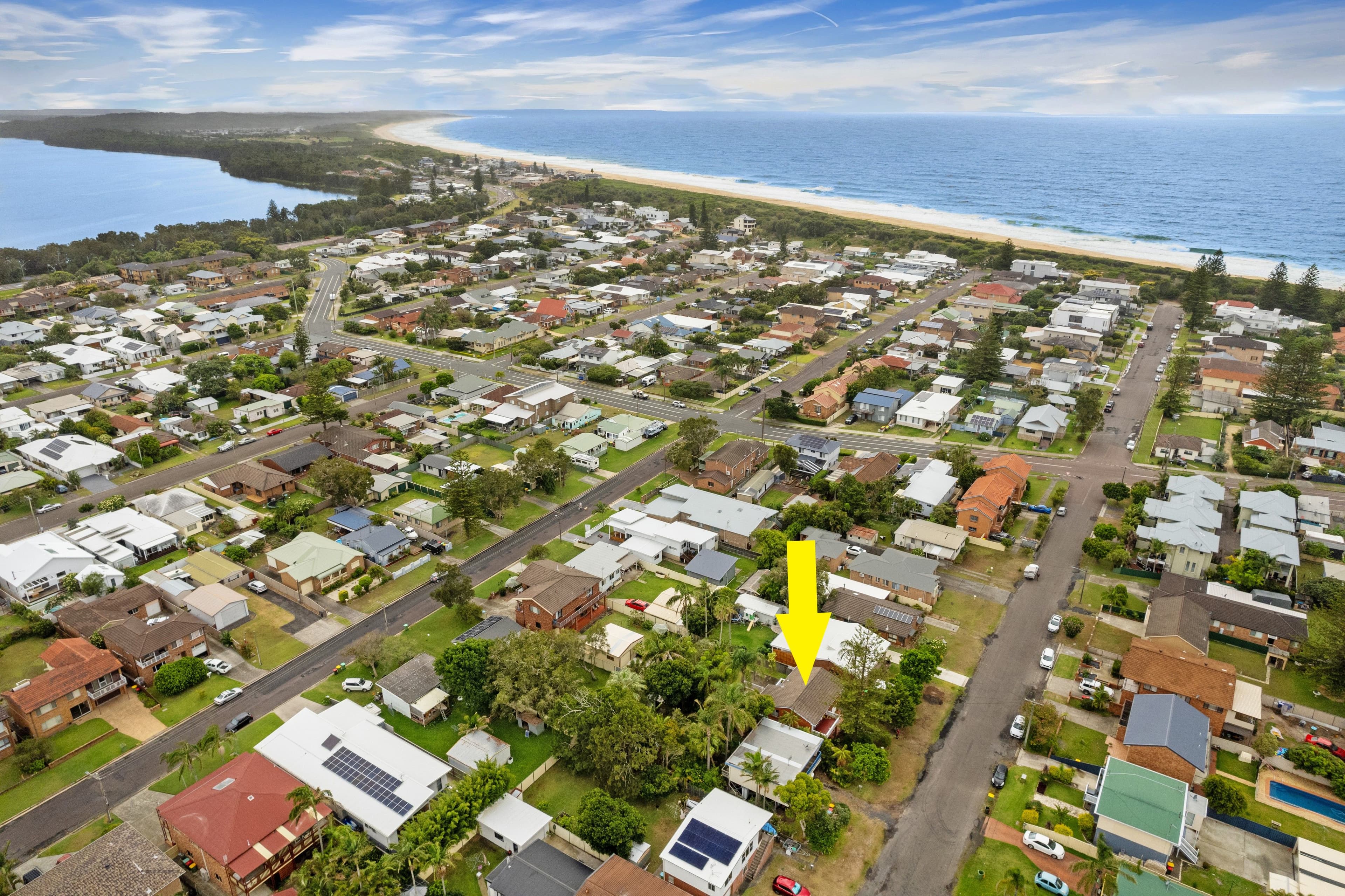 10 Stewart Street, The Entrance North NSW 2261, The Entrance North - Thumbnail 2