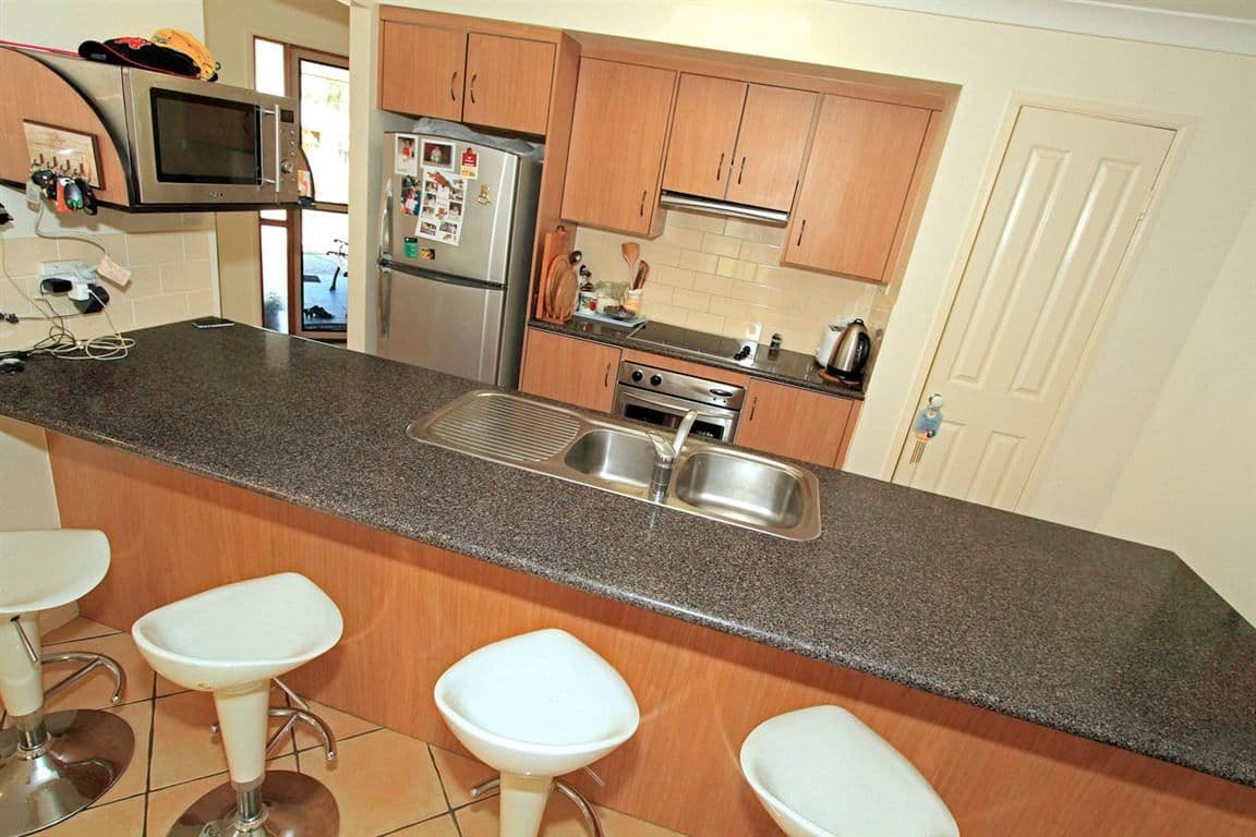 16 Lilydale Close, NORMAN GARDENS QLD 4701, Norman Gardens - Thumbnail 4