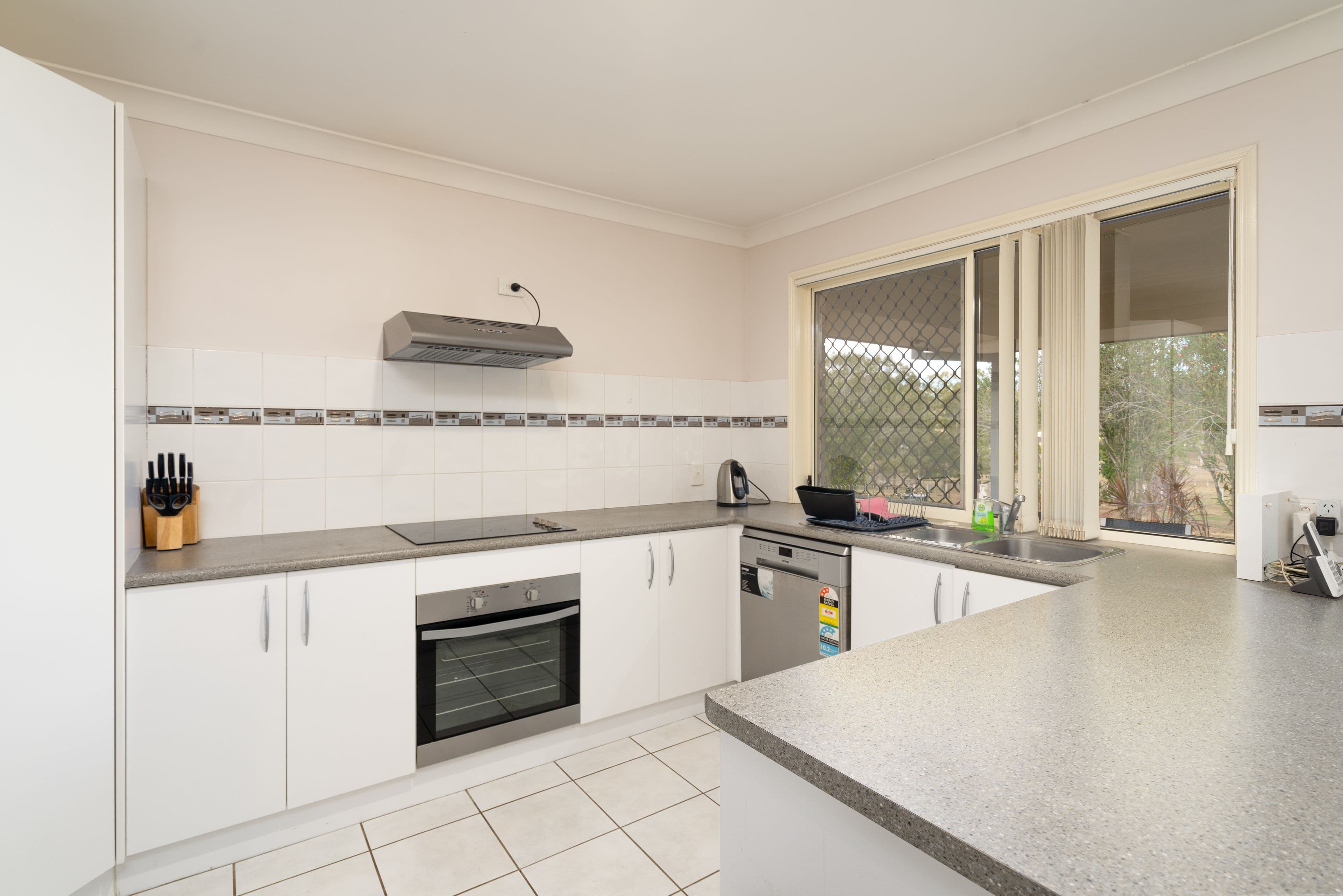 12 Krystyna Court, Karalee QLD 4306, Karalee - Thumbnail 4